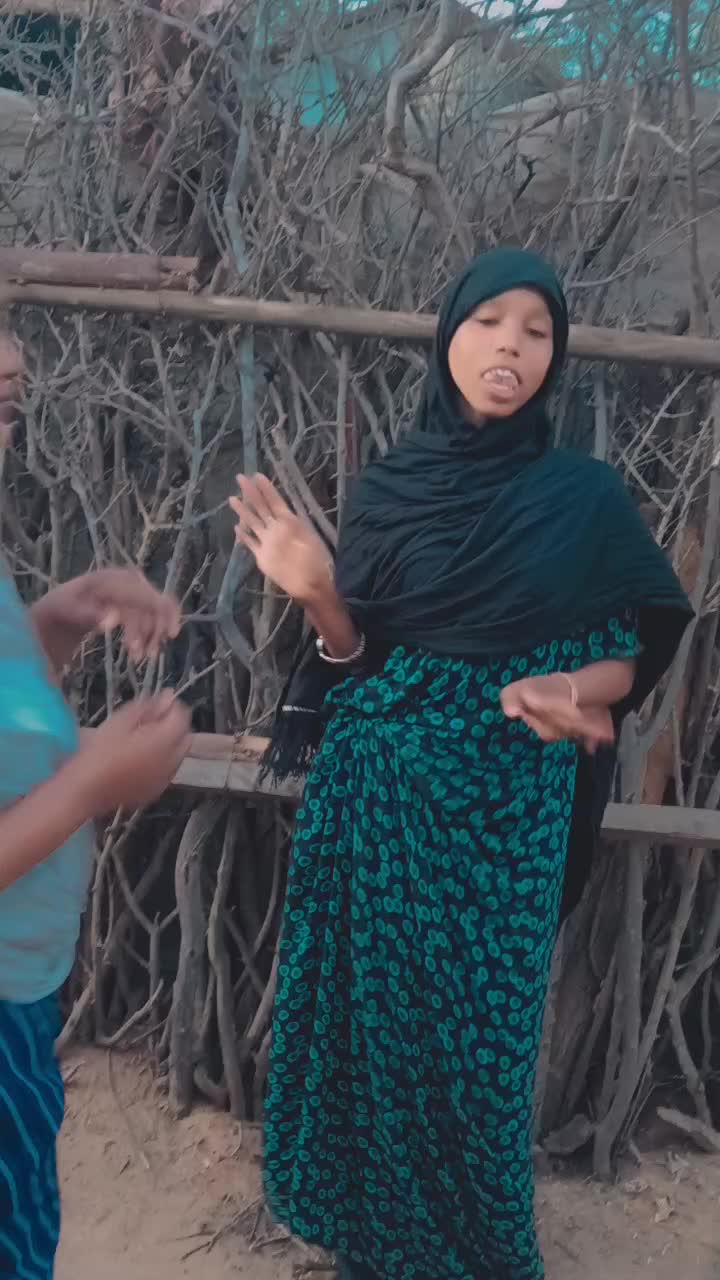 @Aisha💃🦋