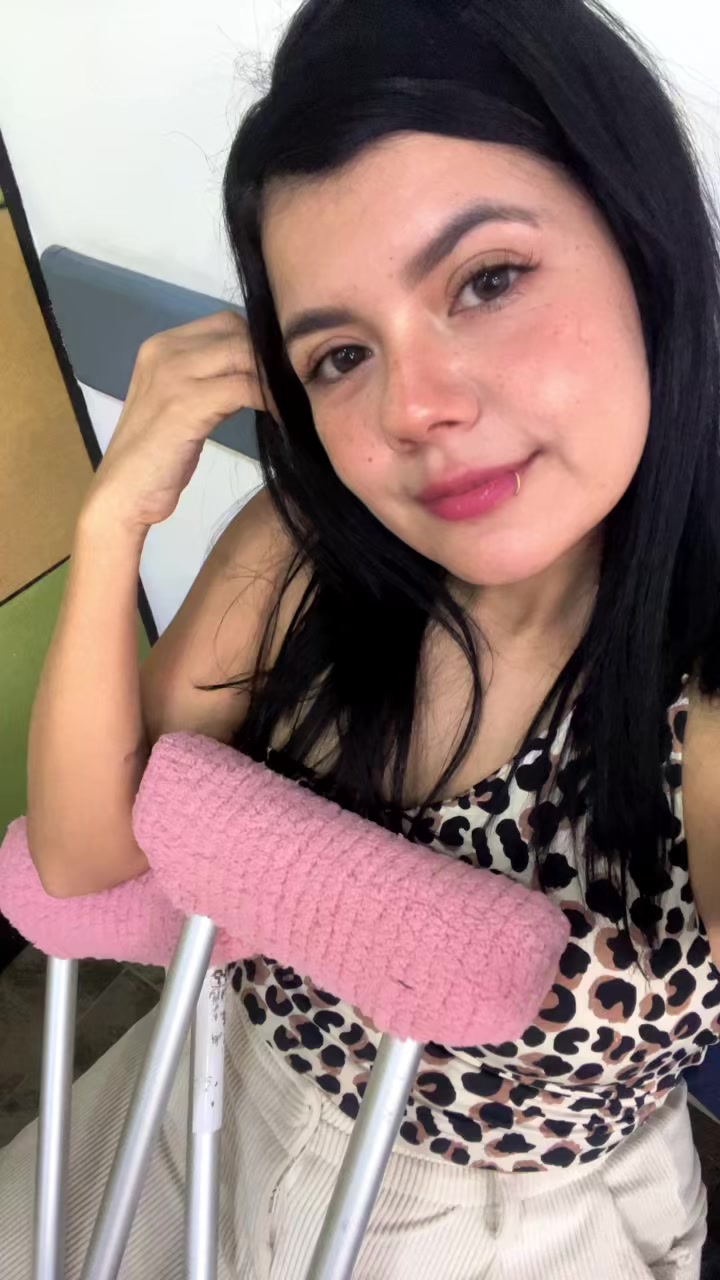 @ADRIANA SALINAS