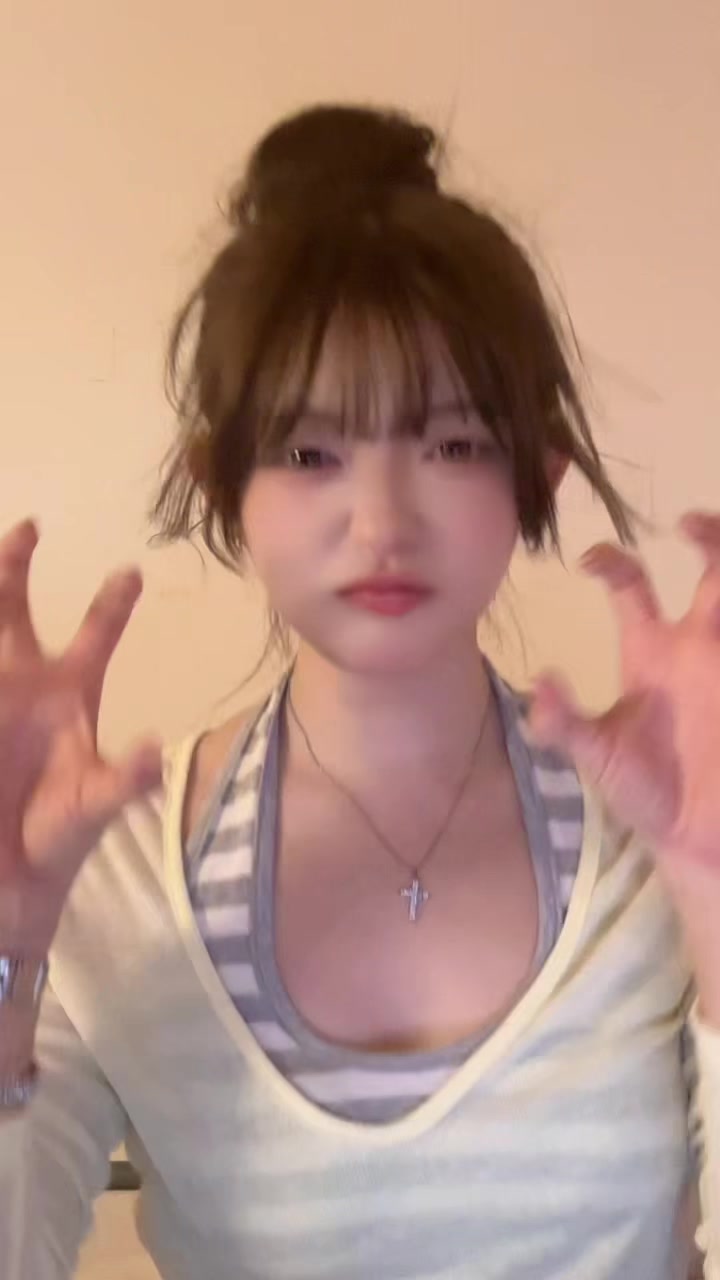 @현지ʜᴀʀᴜ