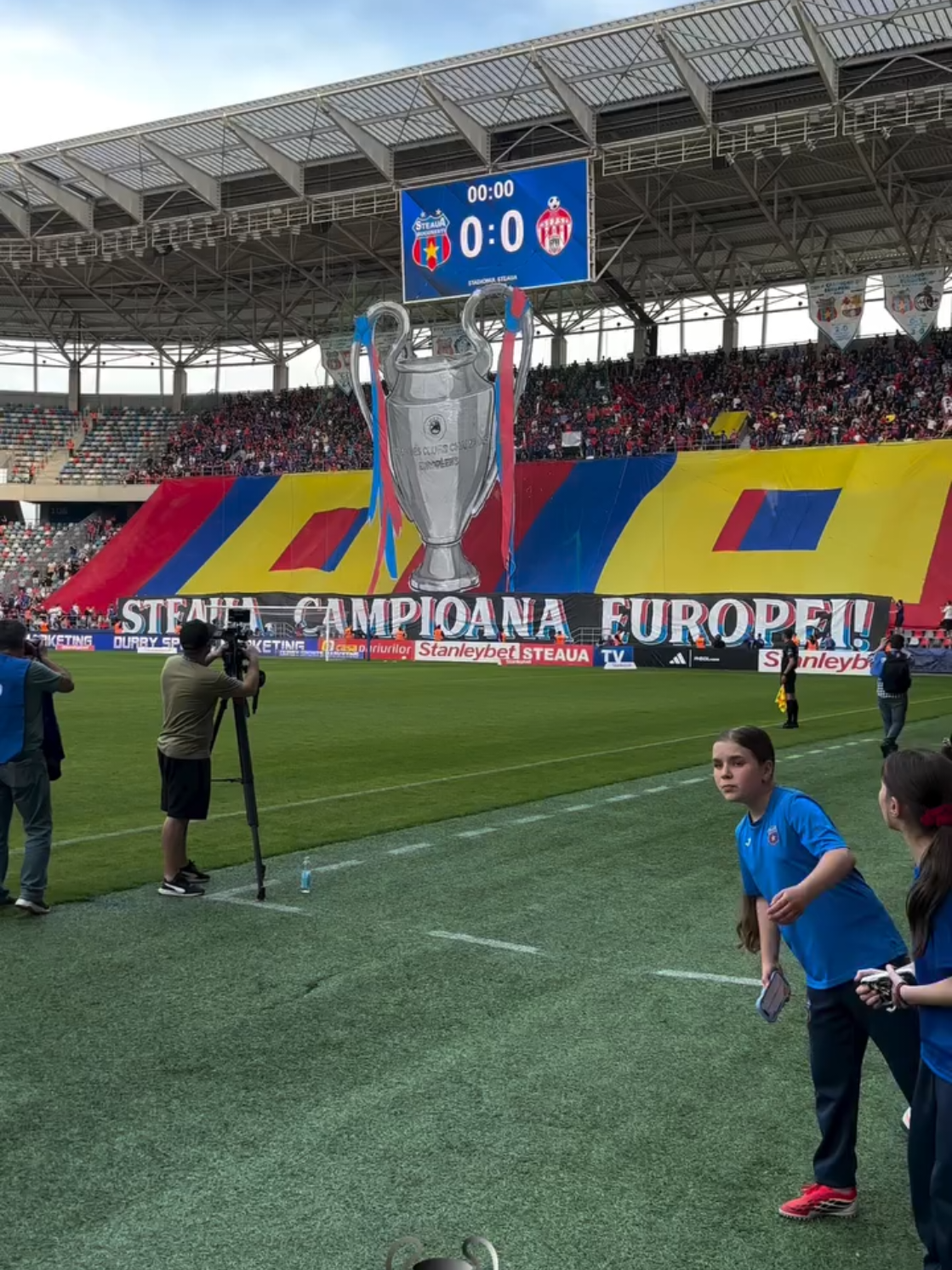 @Steaua București