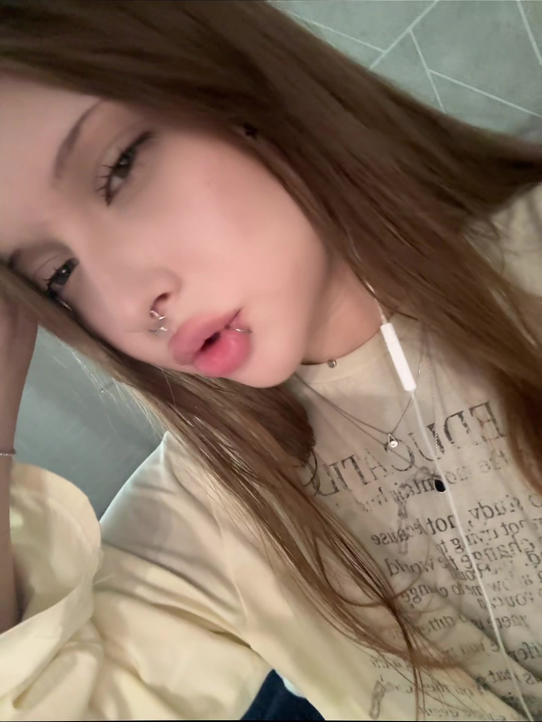 @лиза пластырь