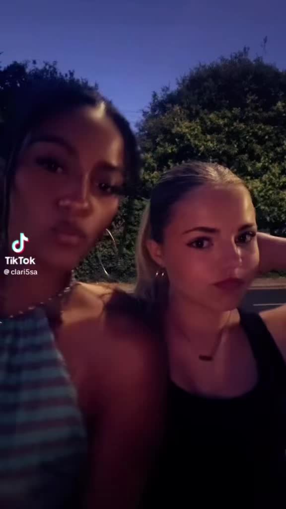 @violavalentine.a