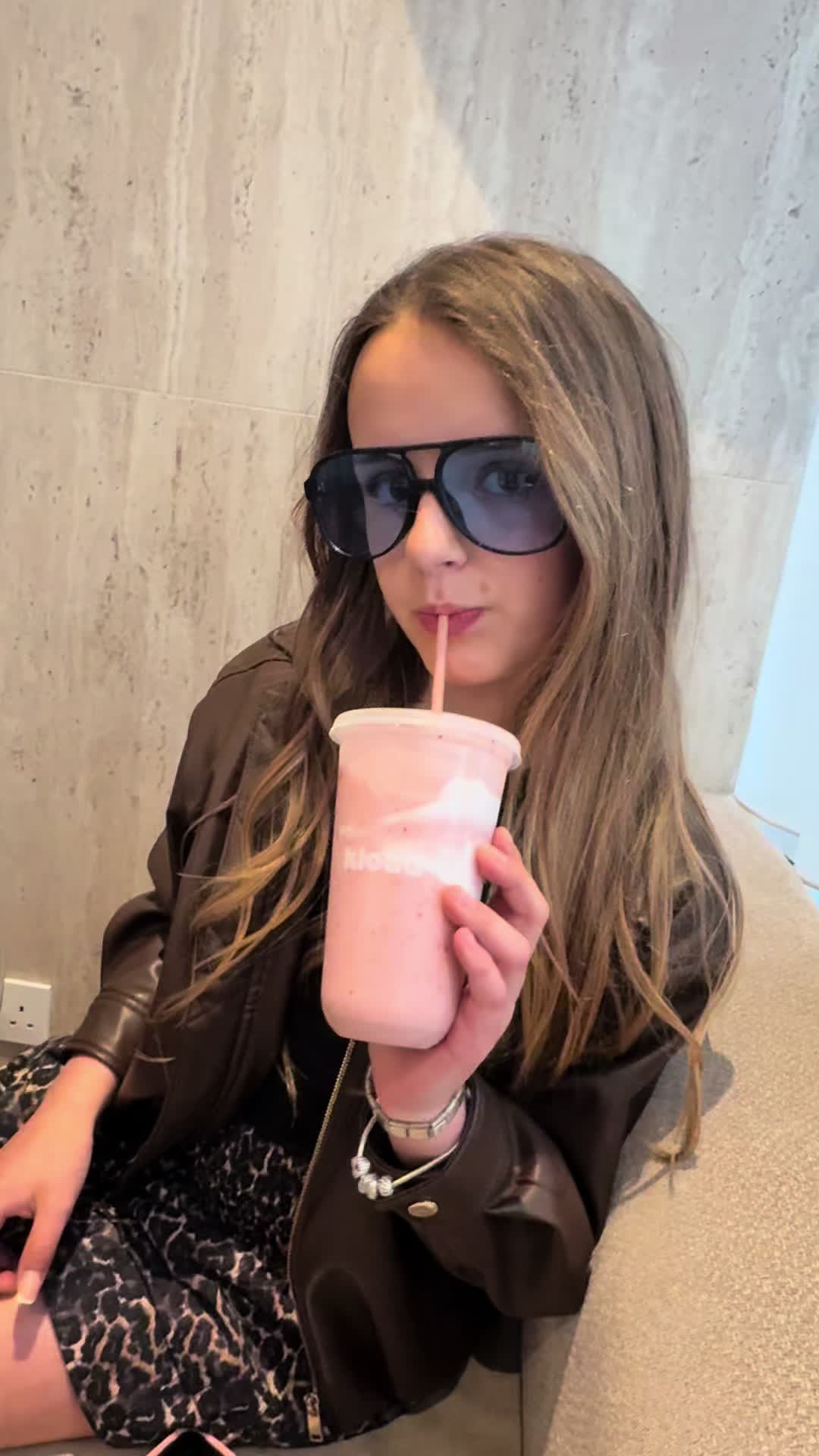 @🎀 𝓞𝓵𝓲𝓿𝓲𝓪 𝓖𝓻𝓪𝓬𝓮 🎀