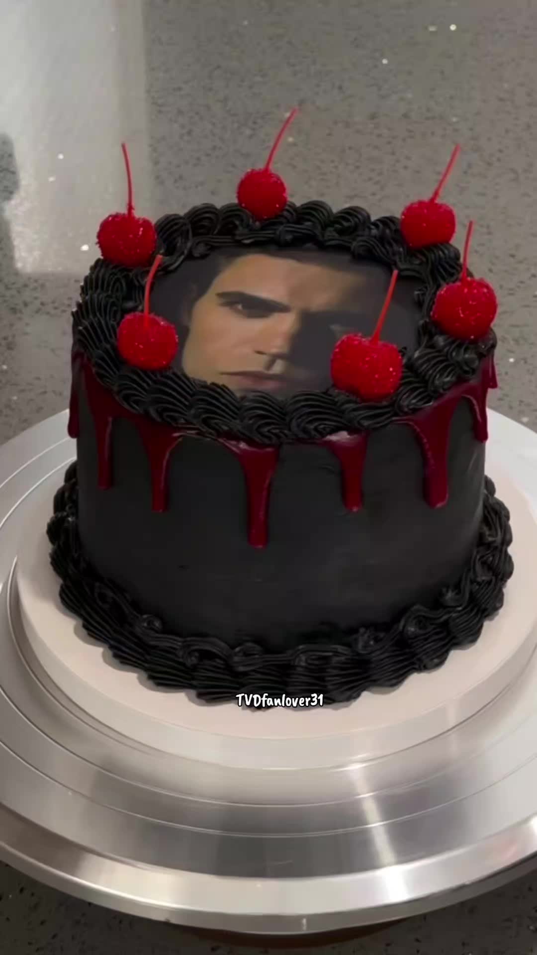 @❤️Vampiregirl❤️