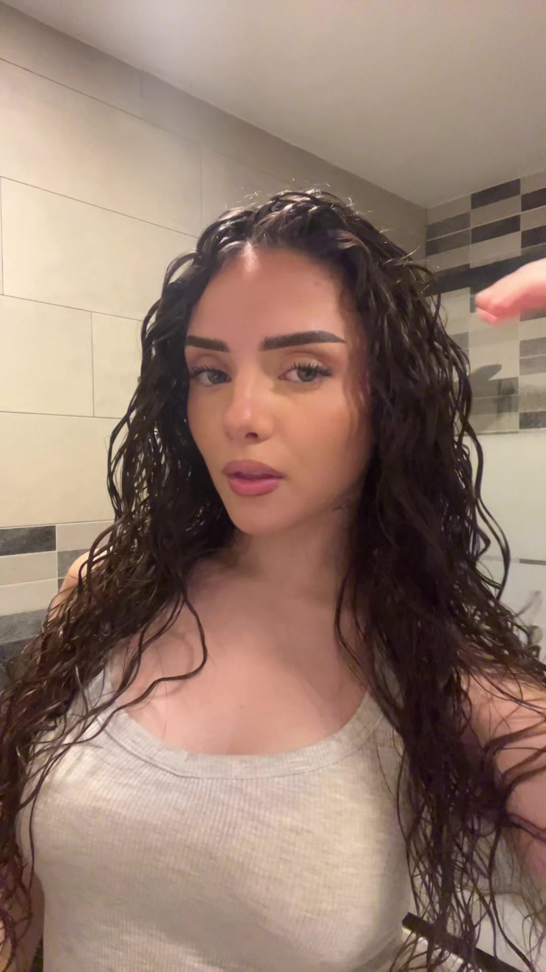 @aari.diiaz
