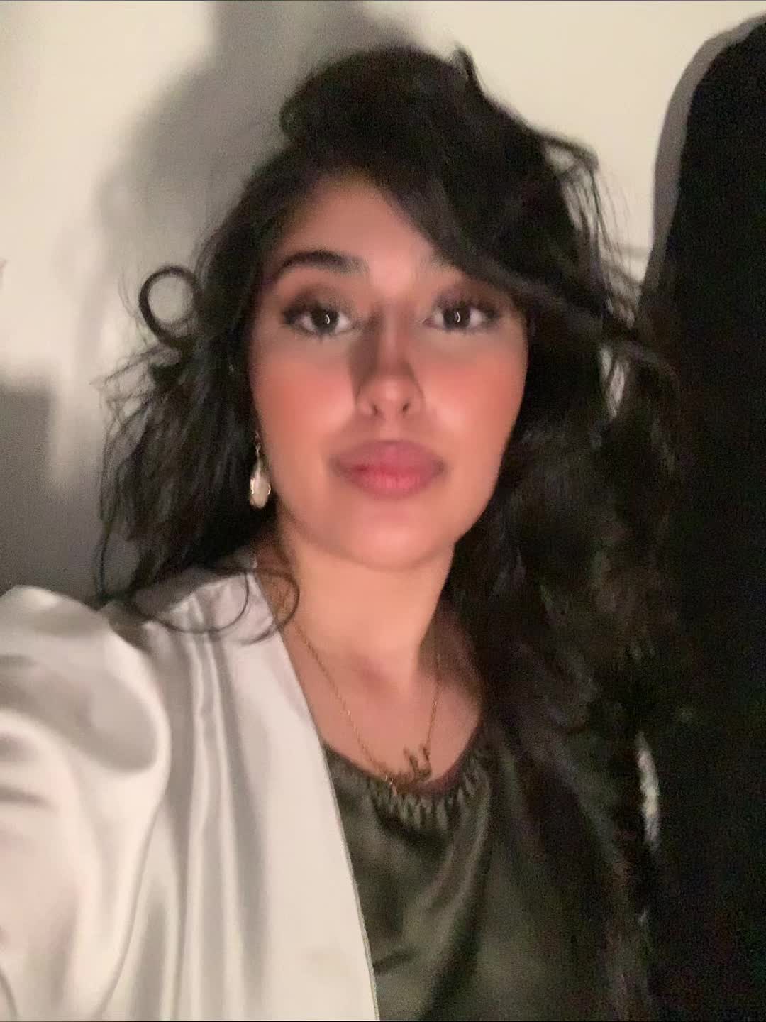 @🐼
