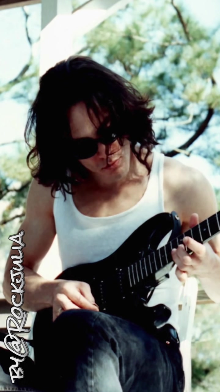 @Rockjulia