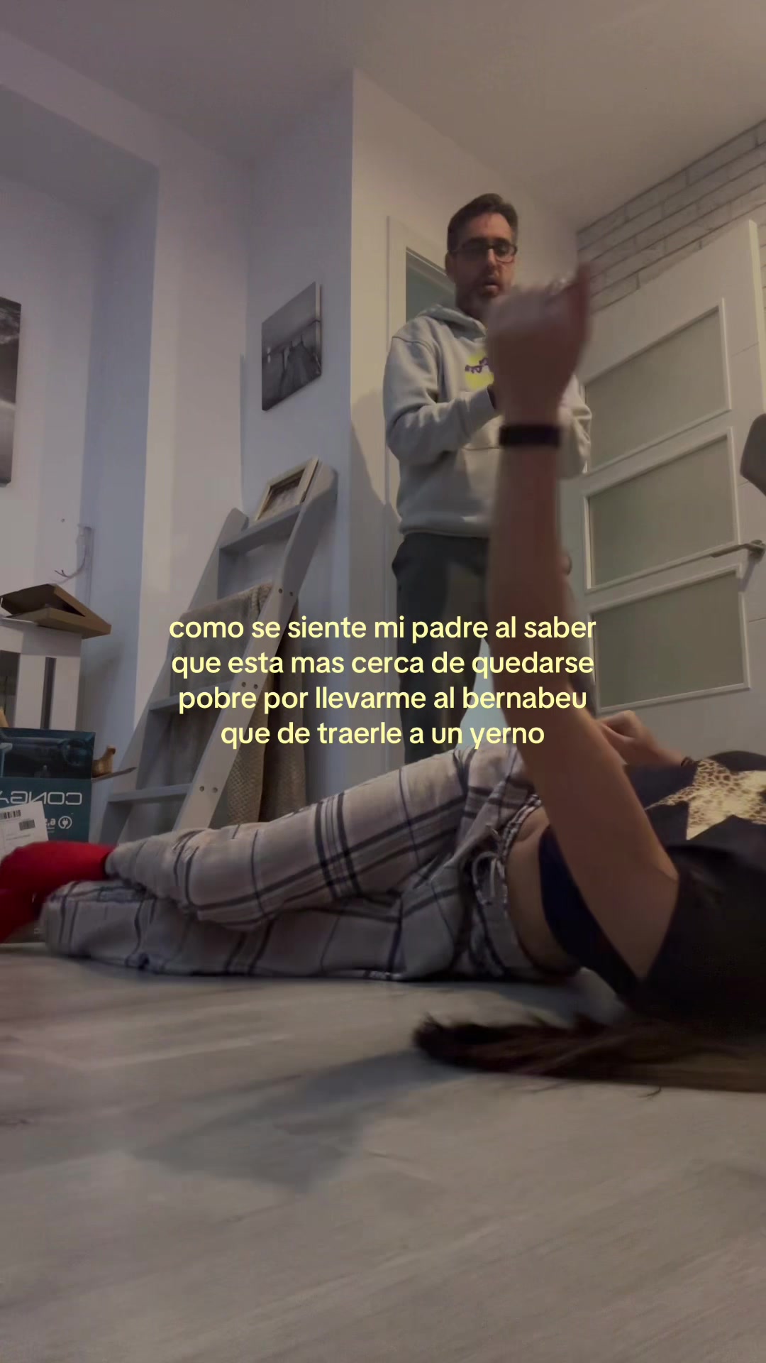 @avril con v