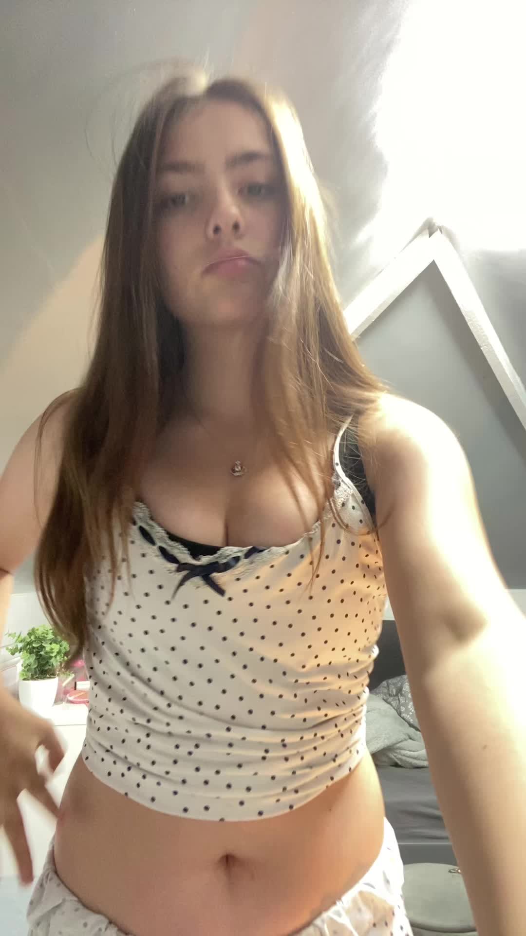 @🛸