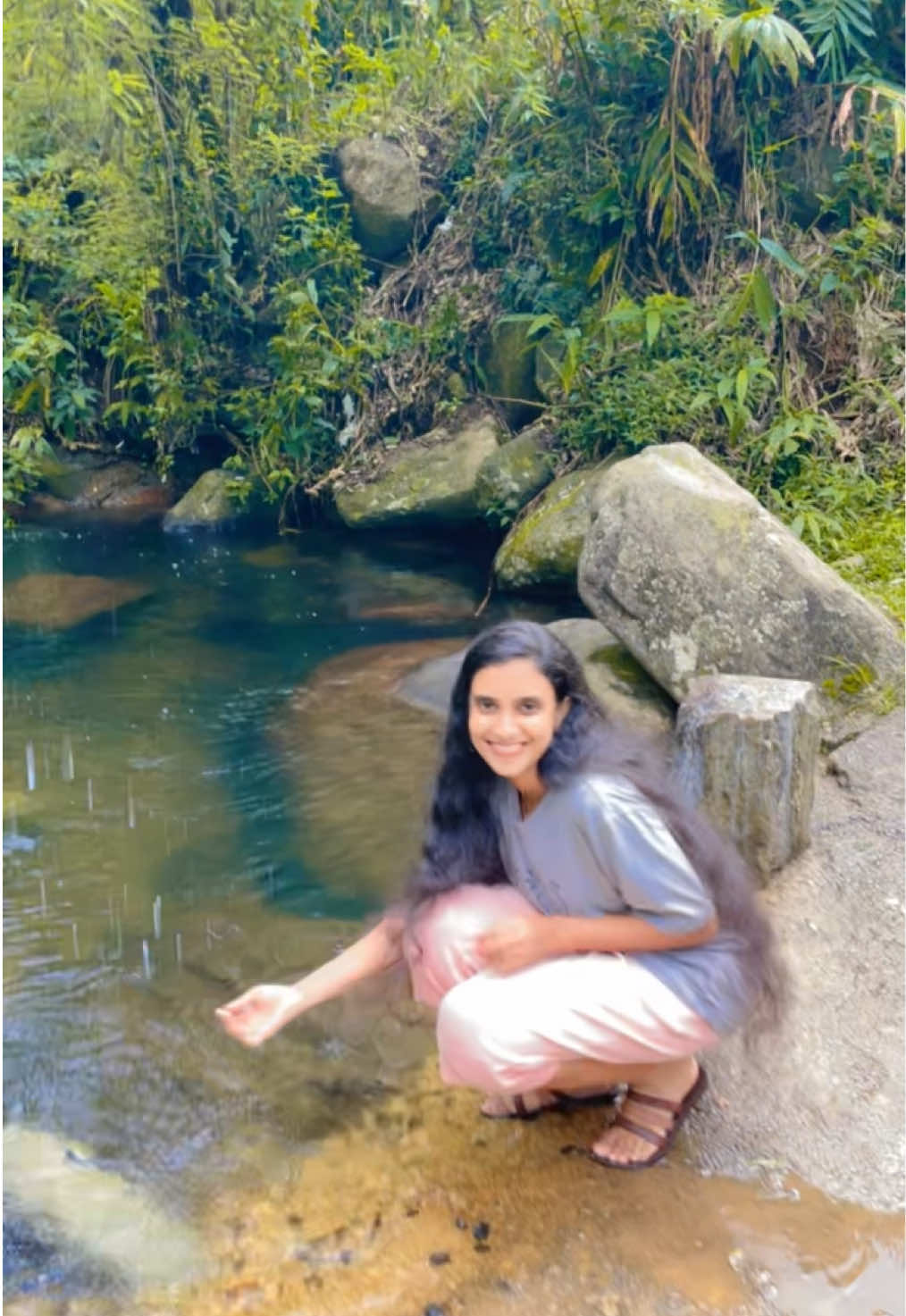 @nadeeshani28sl