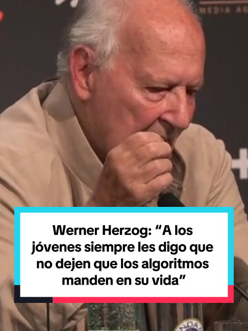 @El País