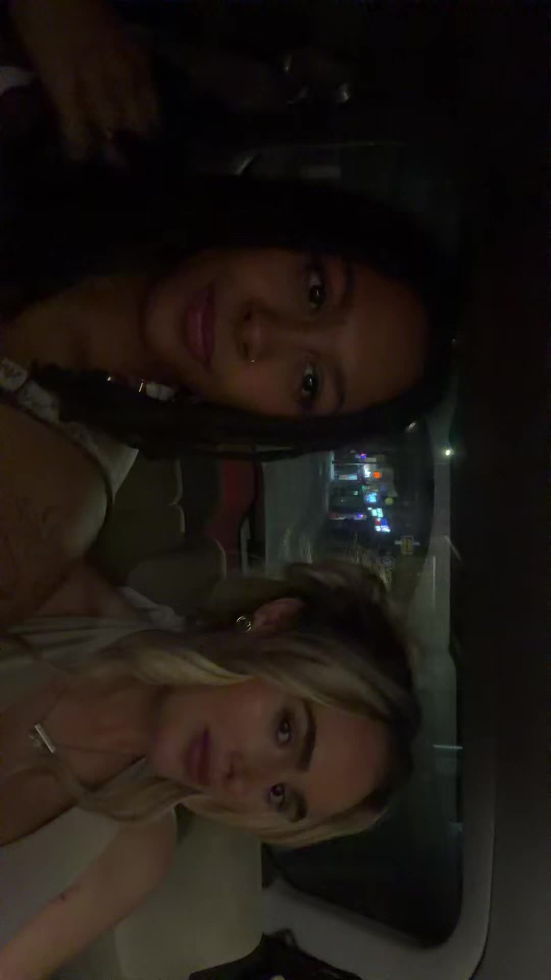 @Tia-Rae
