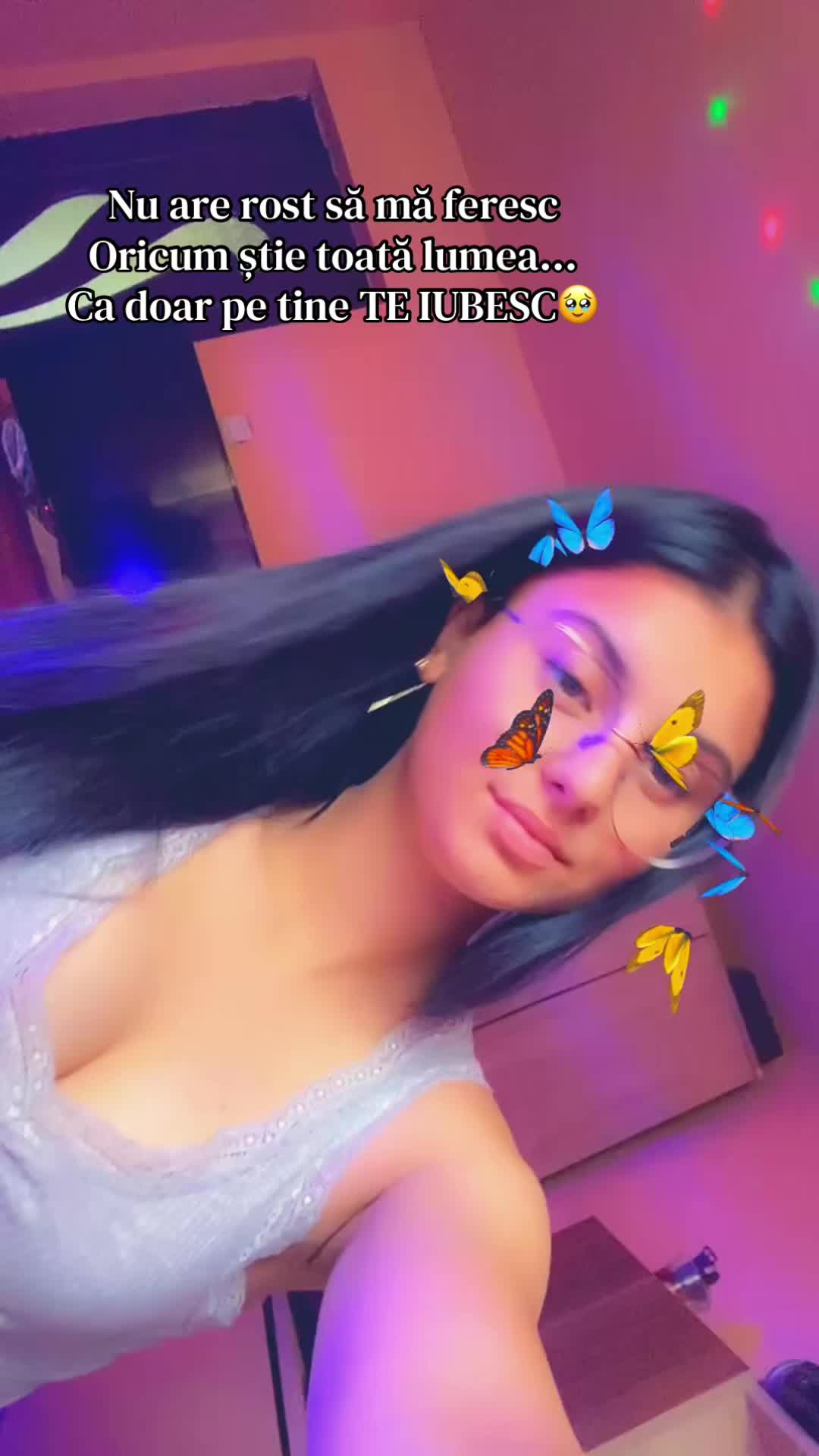 @Denisa