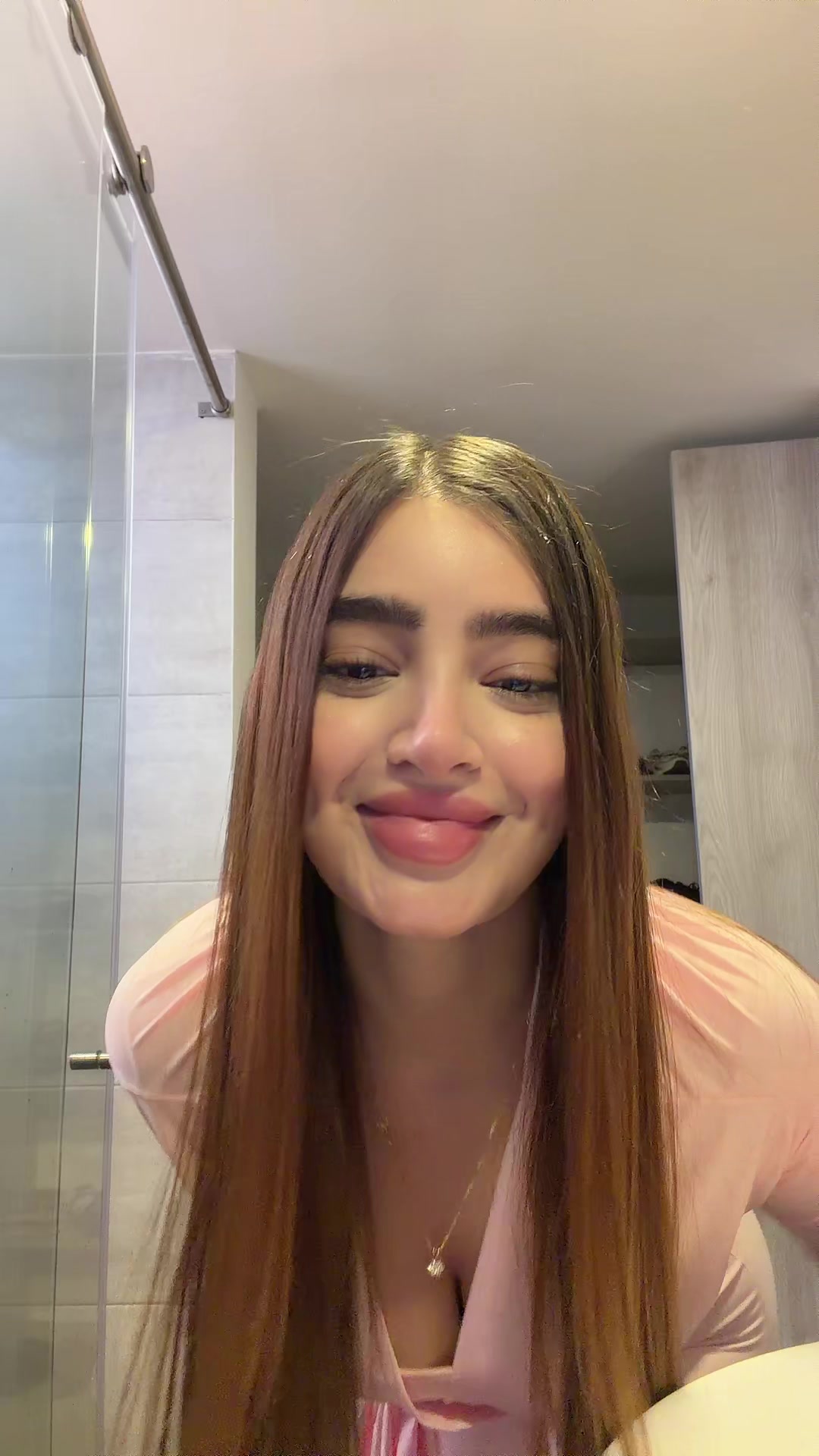@Laura sahar