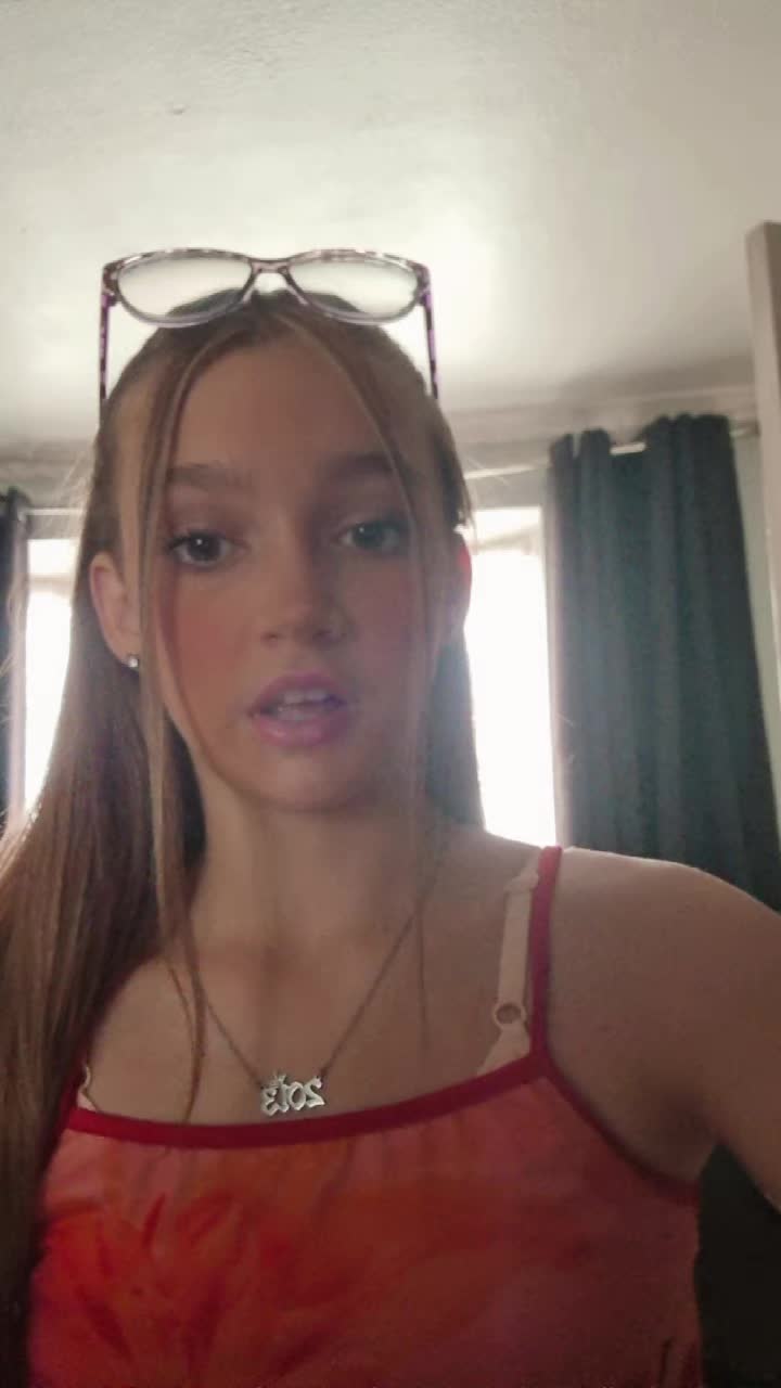 @Urfavgirlie🤏❤