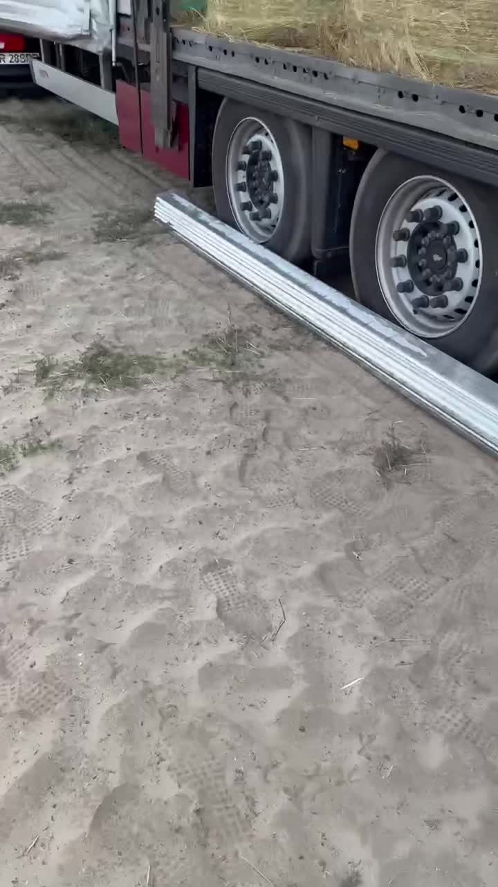 @Andorrr