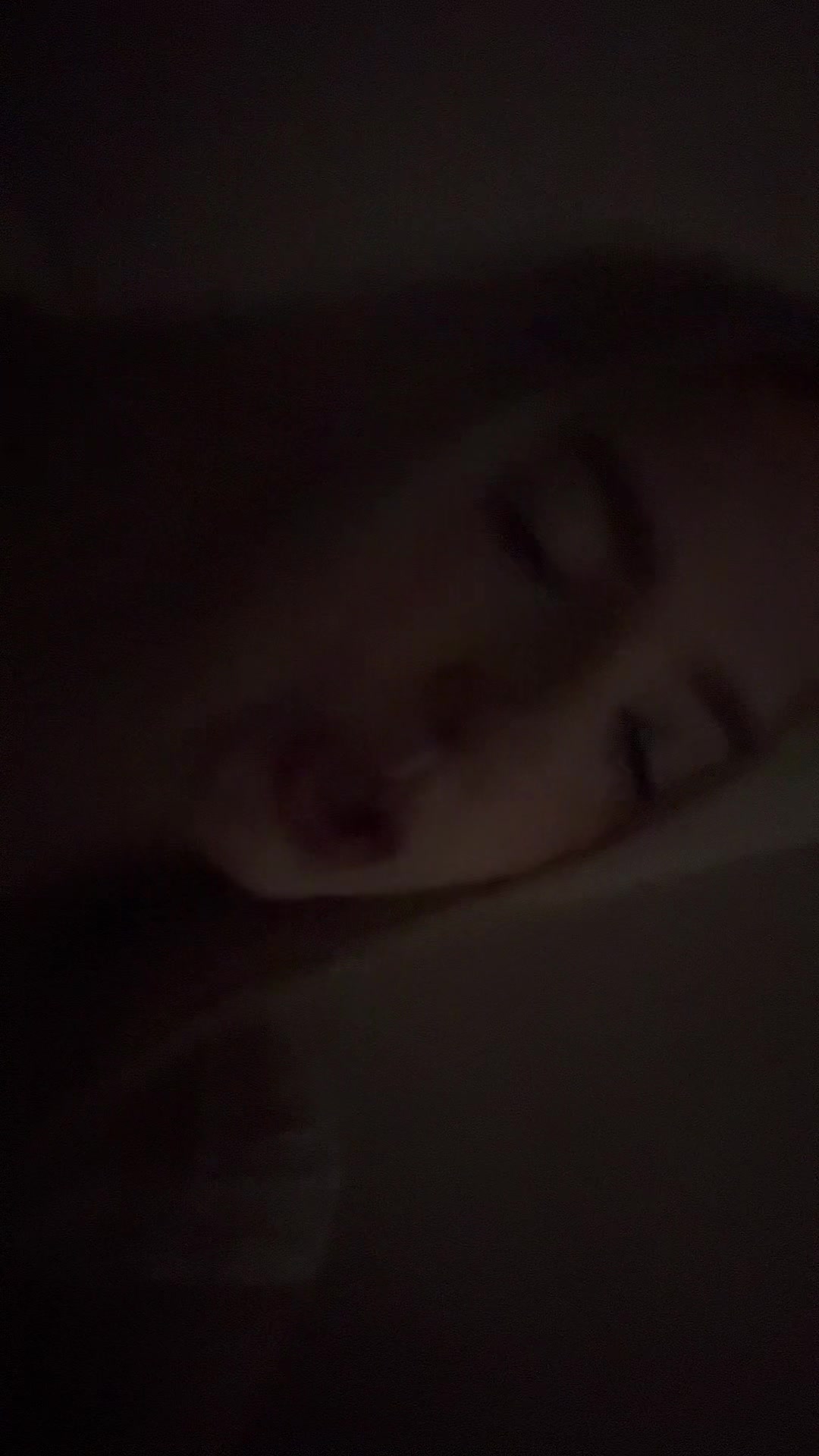 @??
