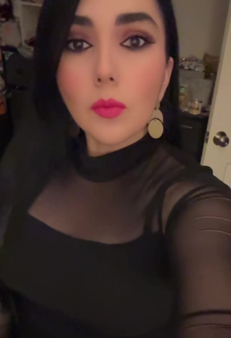 @Lis180745