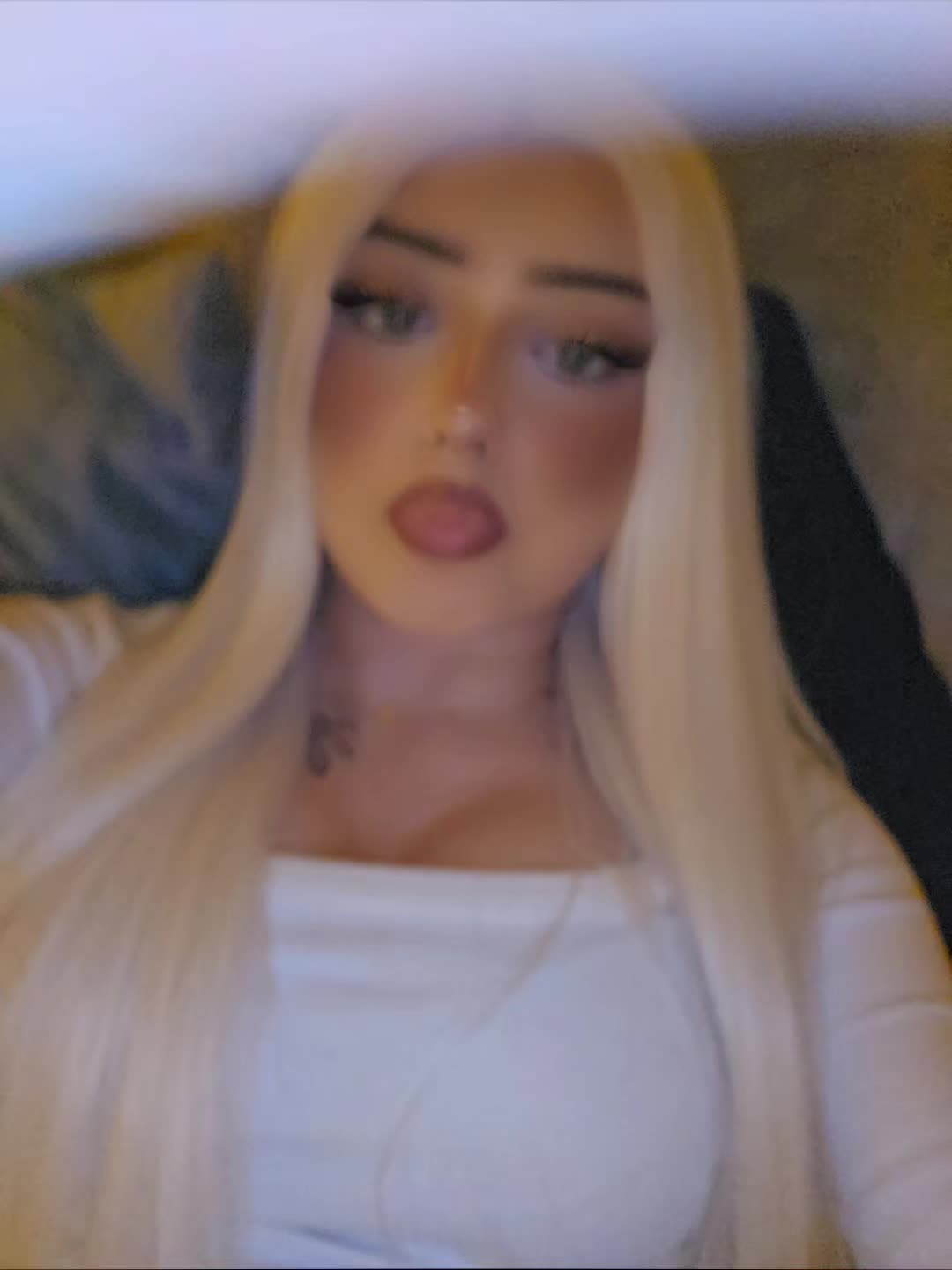 @𝒜🍓