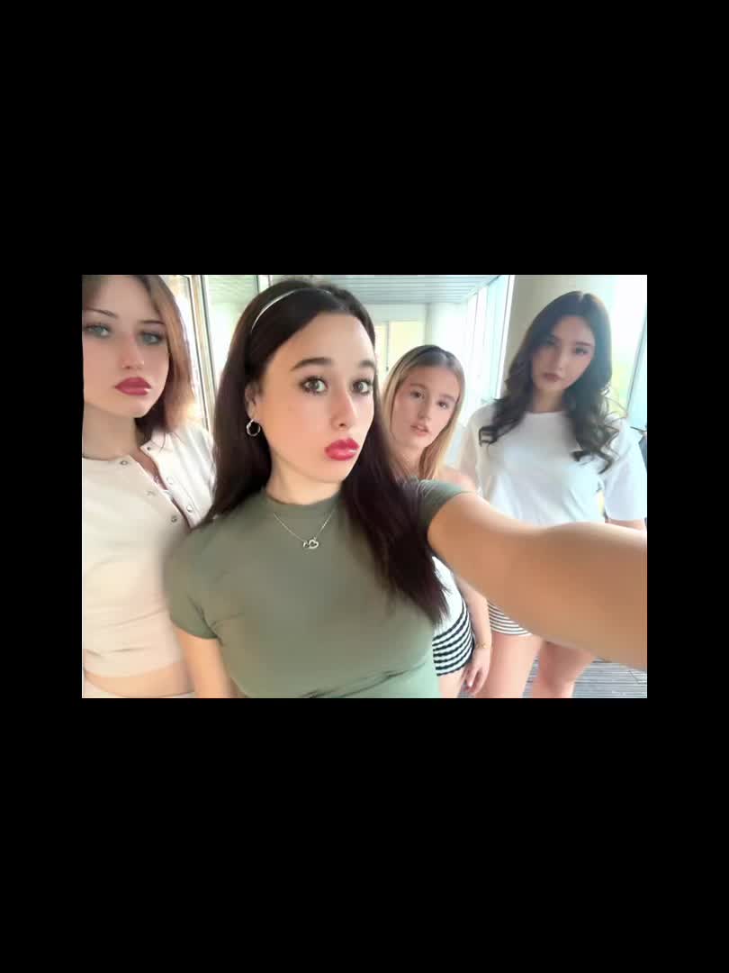 @lillymaygrayx