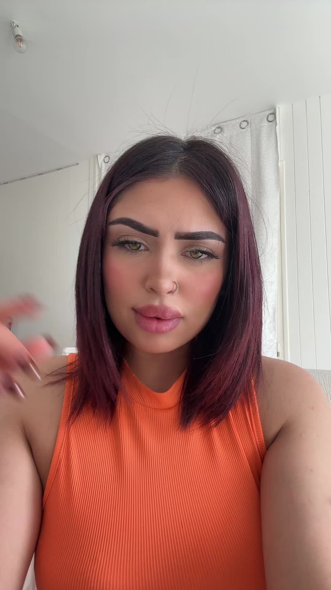 @Julya🇹🇳🇫🇷
