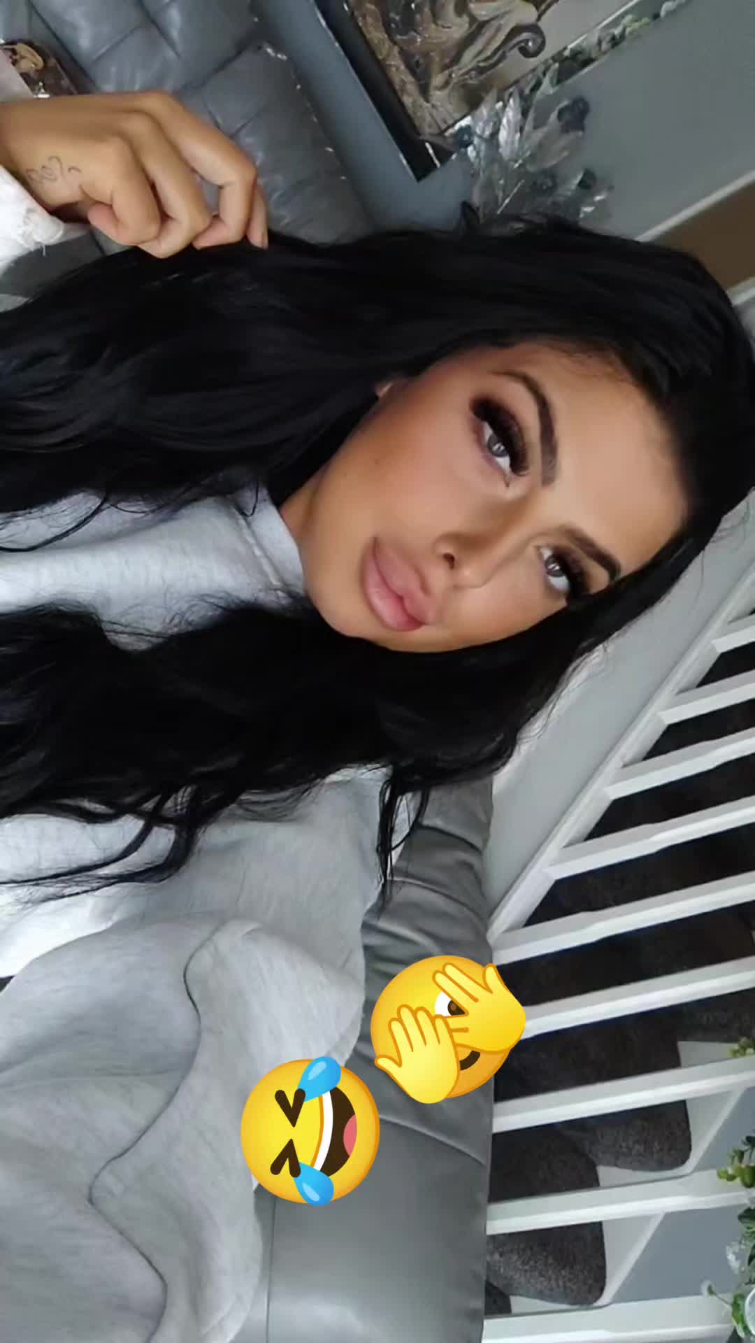 @Chloe