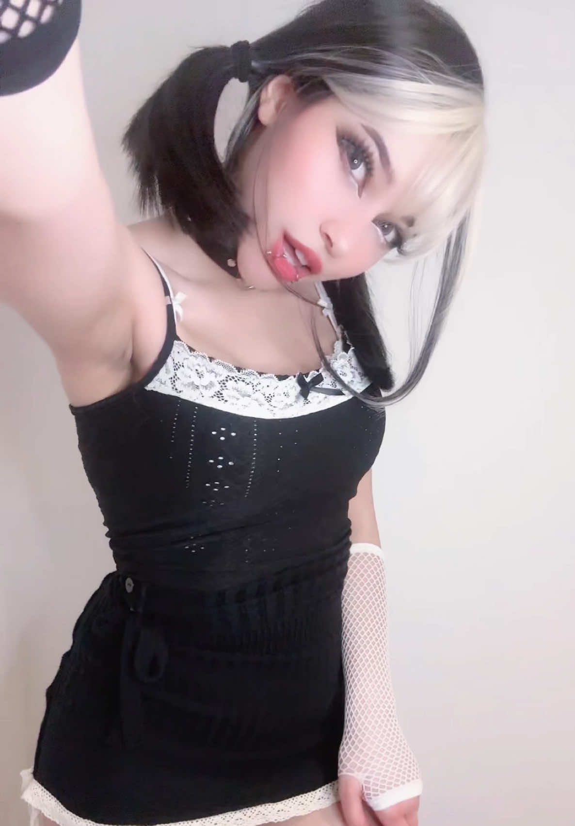 @❦