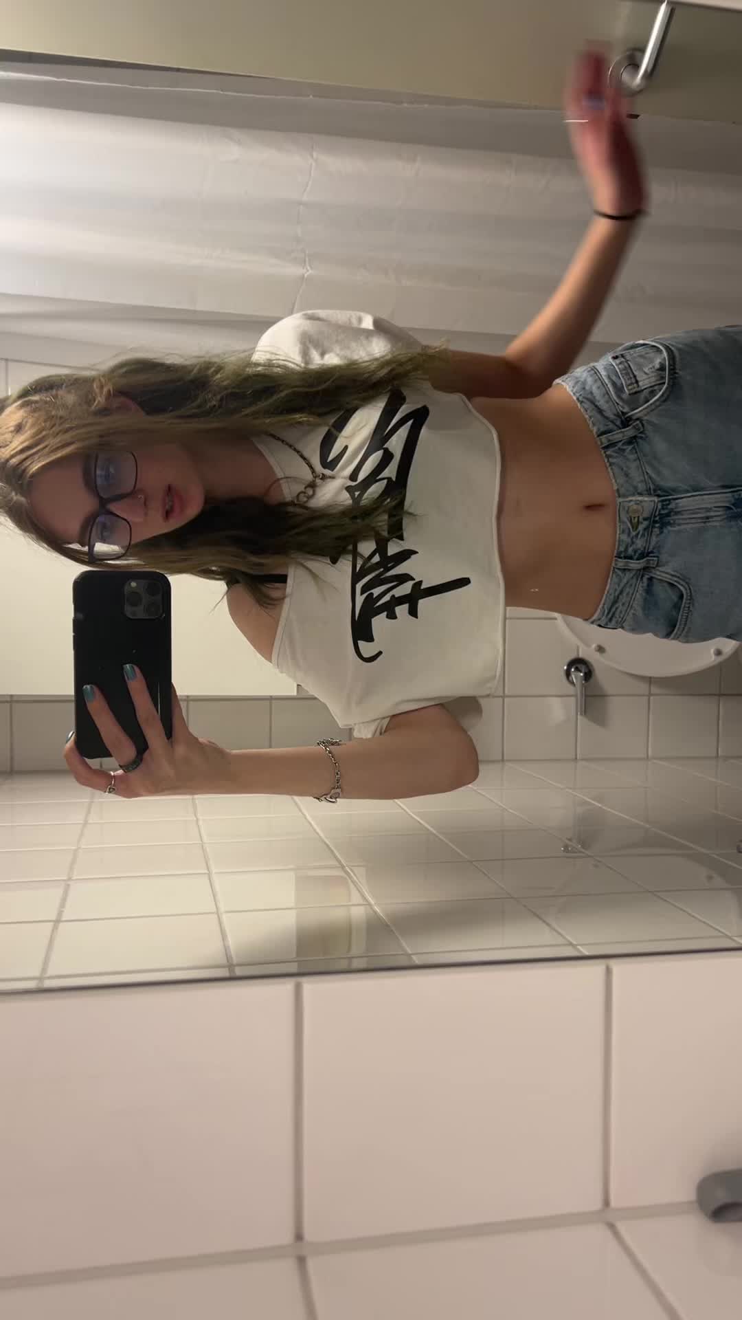 @itzemmyyx