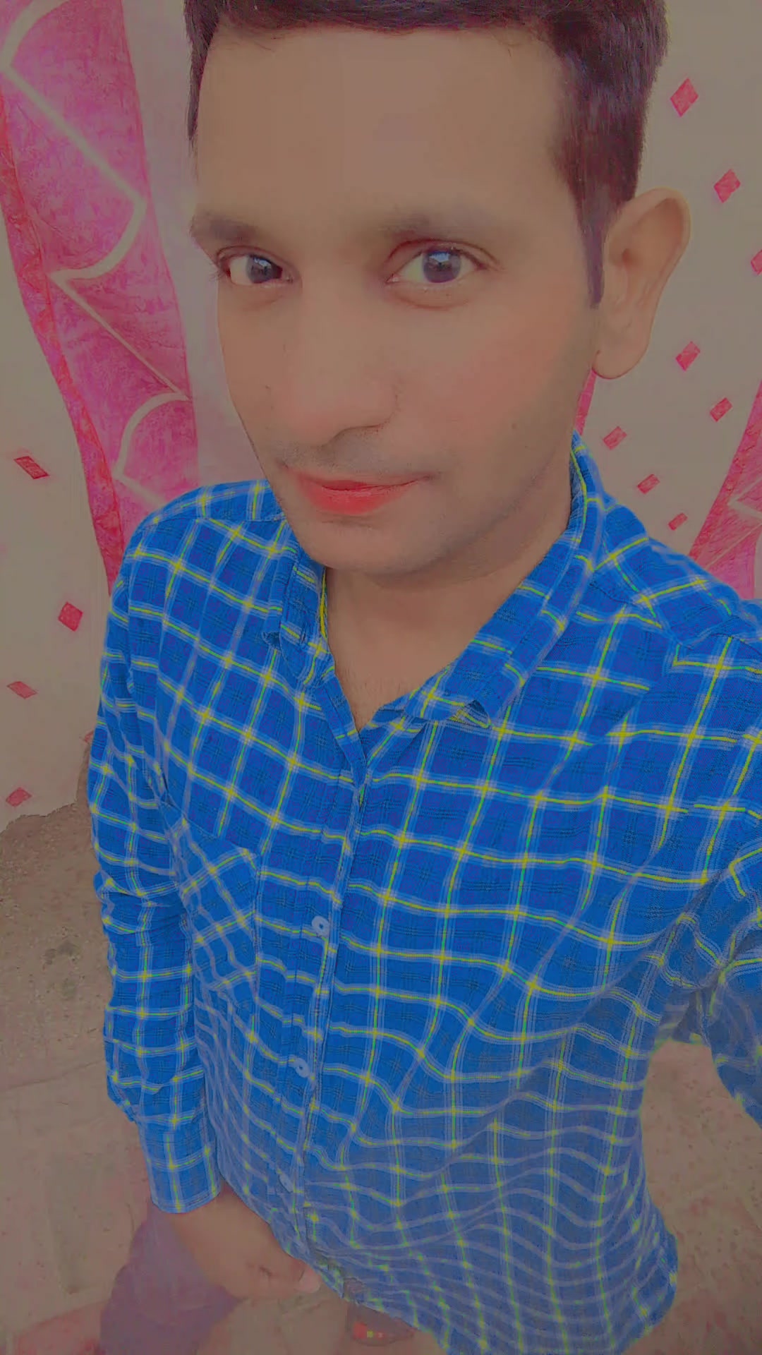 @WaqasAhmad😘