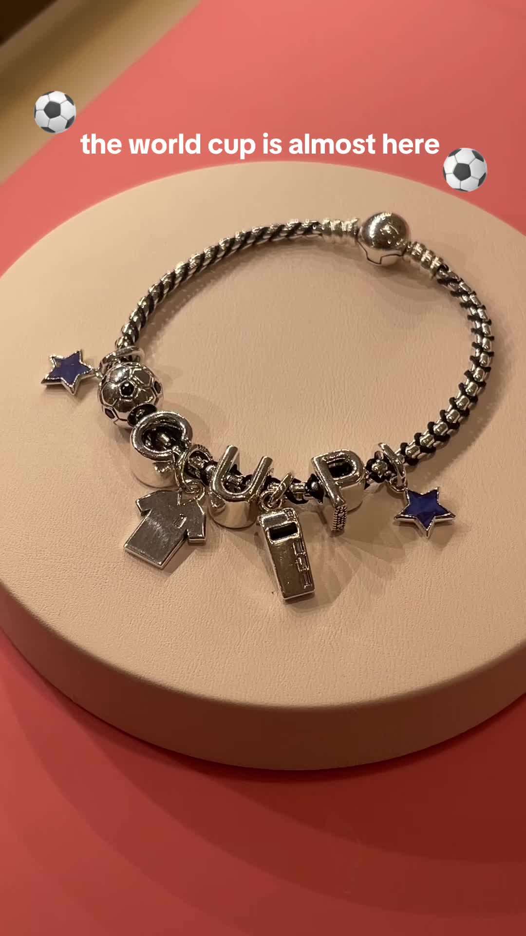 @Pandora Oxford Street East