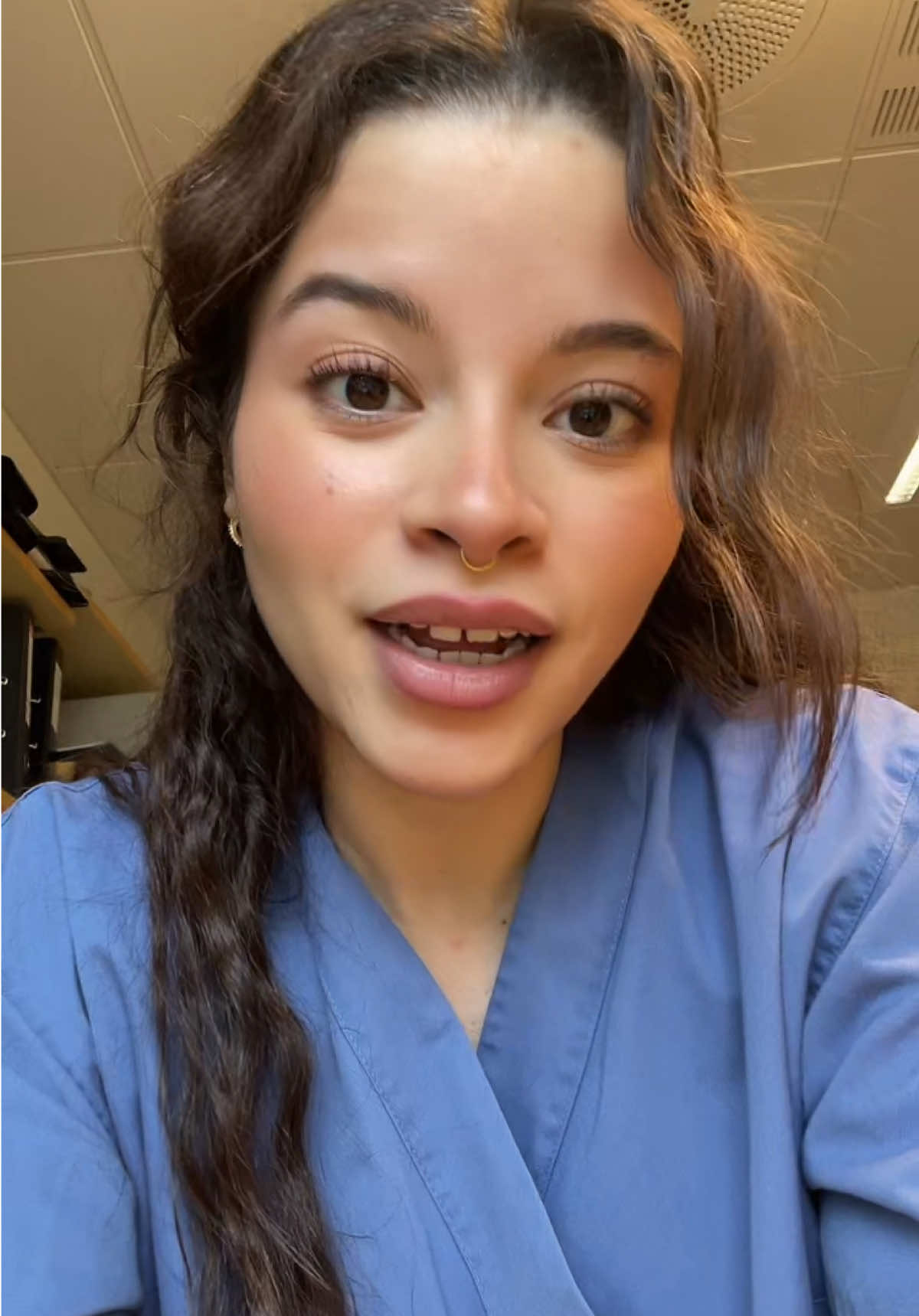 @Kelycony