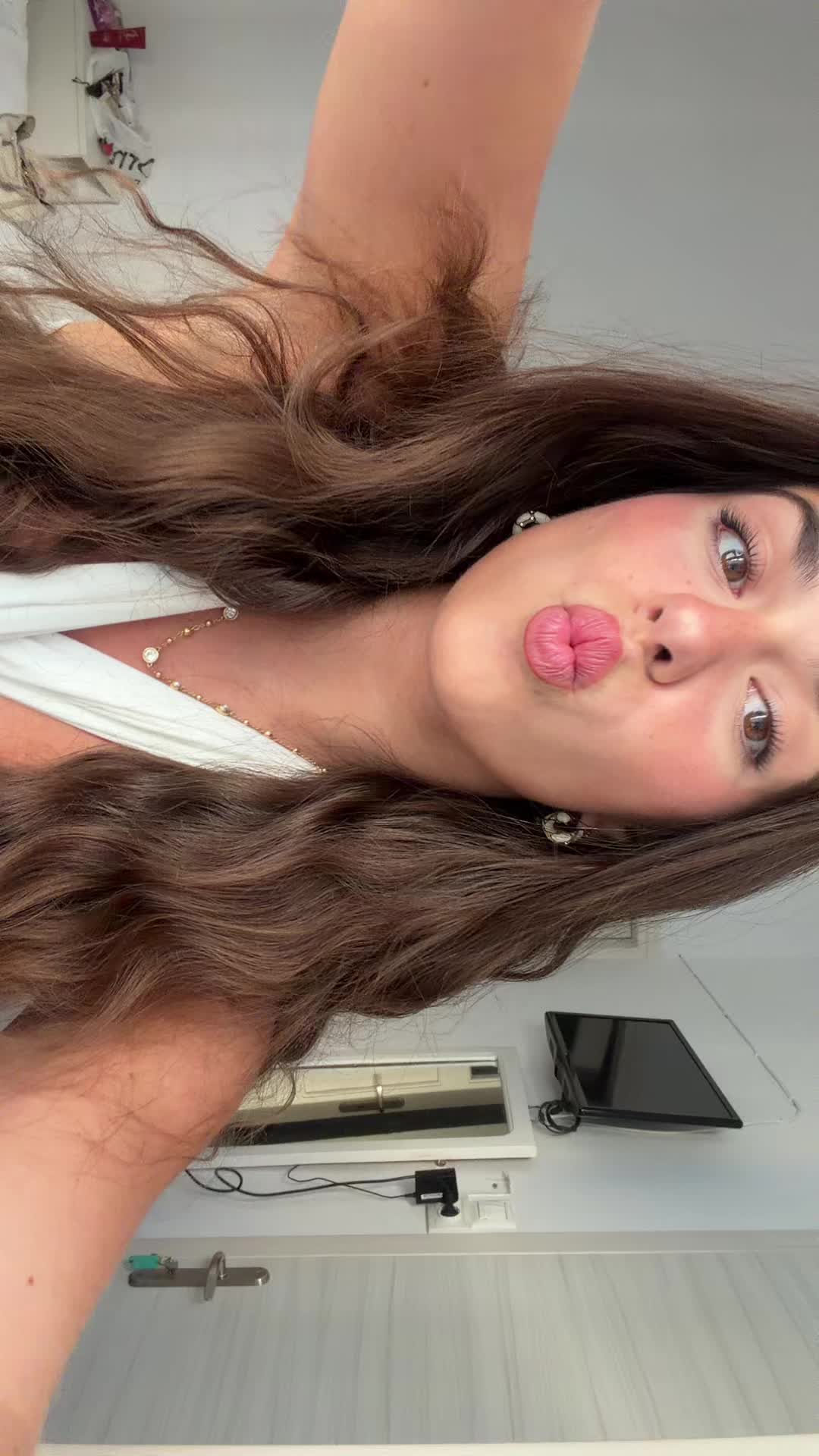 @kat