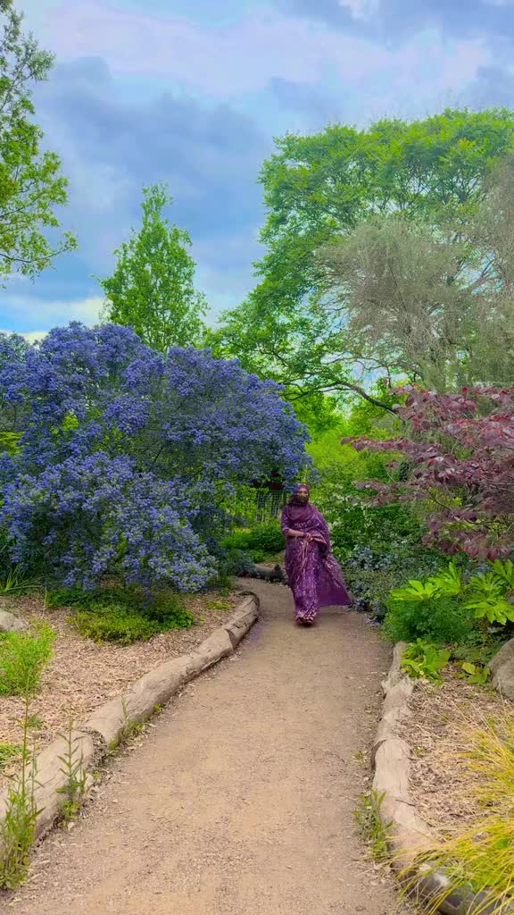 @┈••✦💙𝓺𝓾𝓮𝓮𝓷💙✦••┈