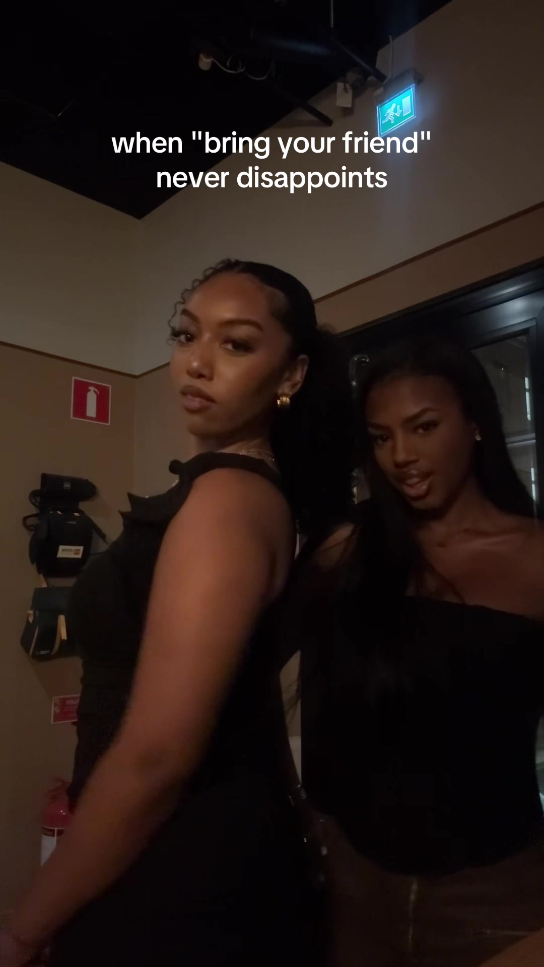 @T
