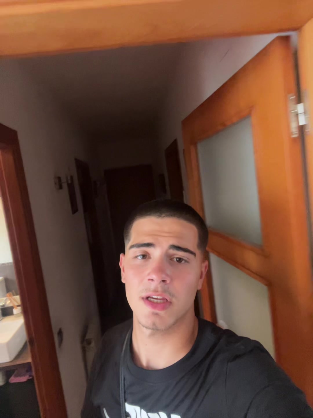 @leo molina