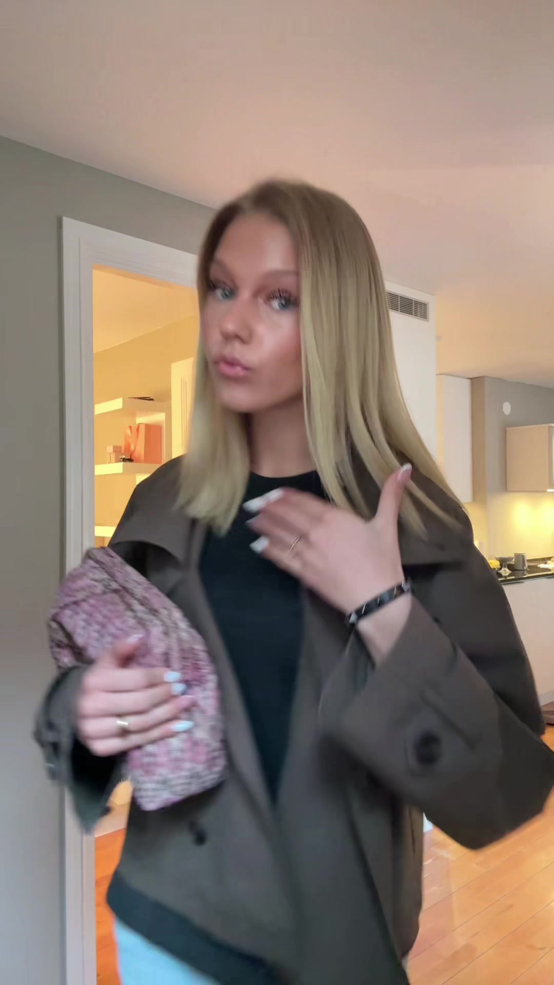 @Emmzi