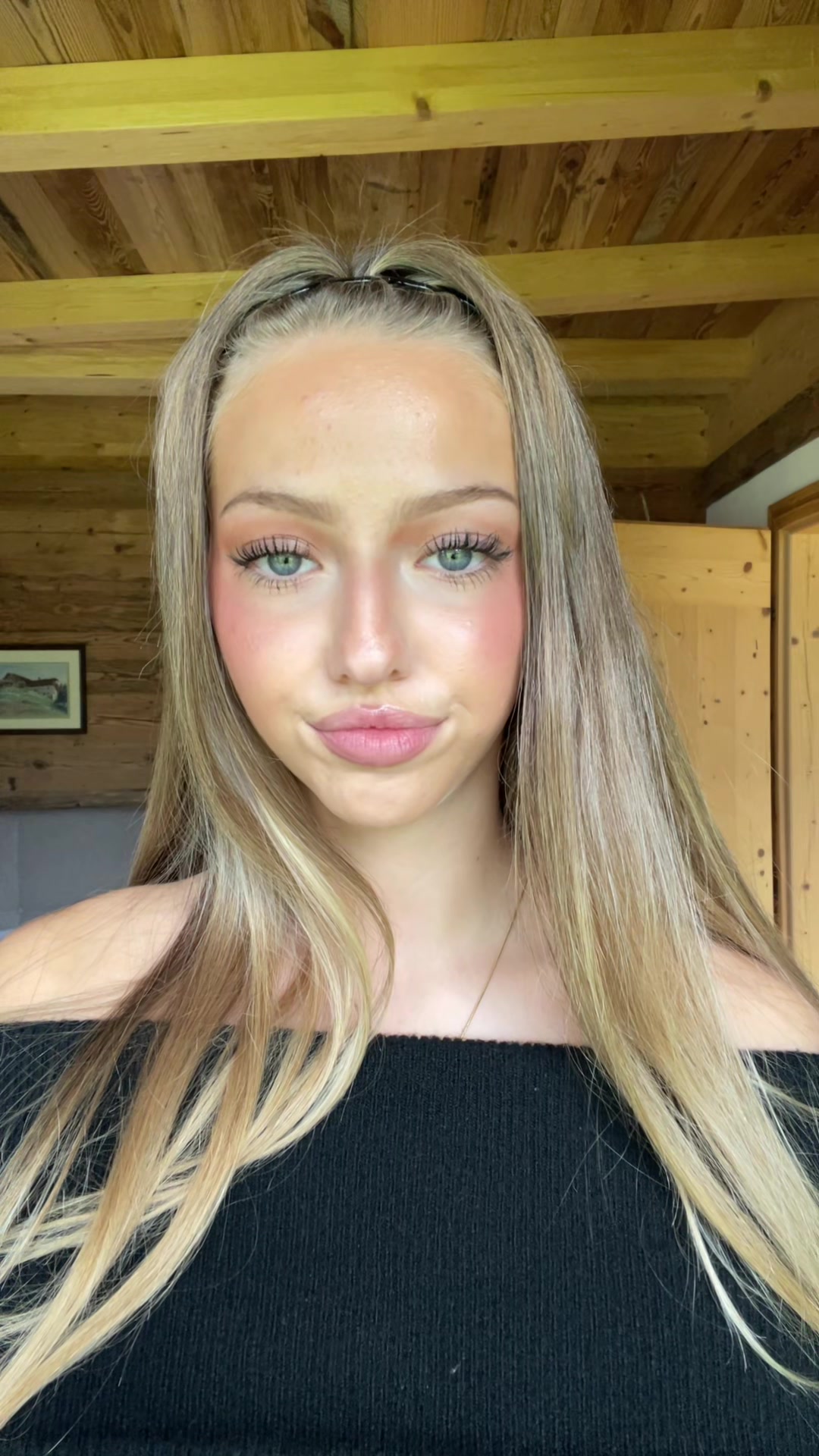 @romy-isabella🪽🪽