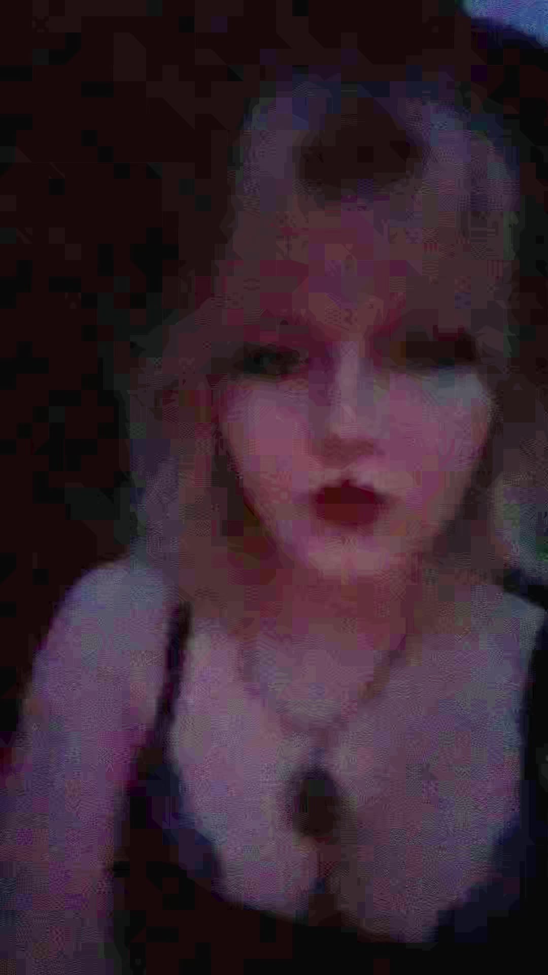 @Robynzz_⎊