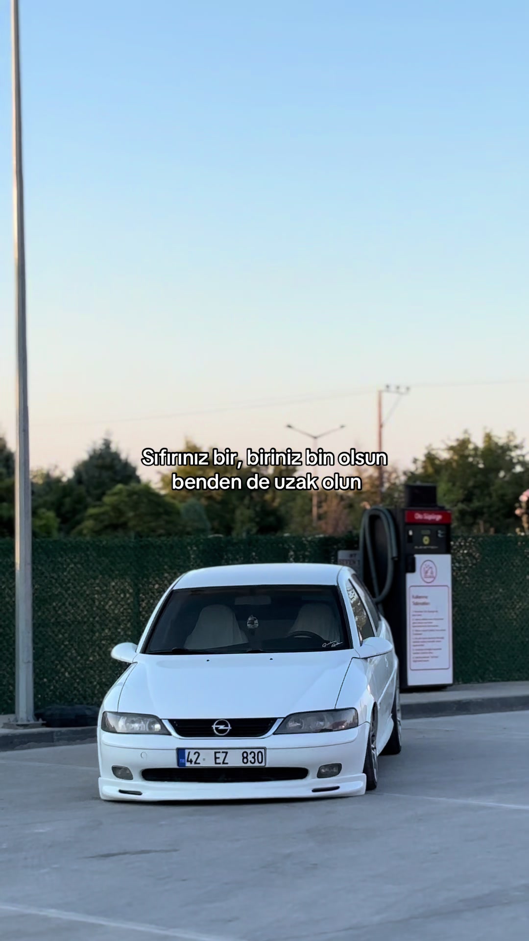 @𝓜𝓮𝓿𝓵𝓾𝓽 𝓔𝓶𝓻𝓮