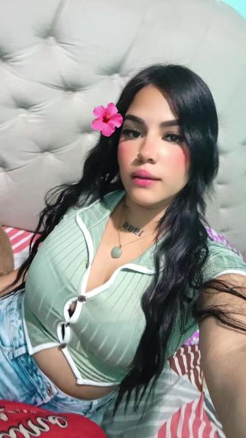 @KAROL'A๐๐ฆ