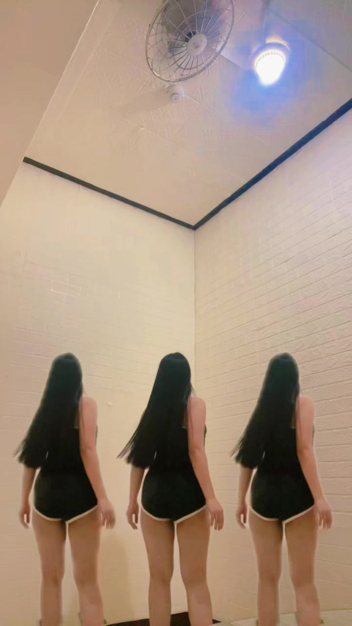 @Unni🦋💃🏼🍑🏳️