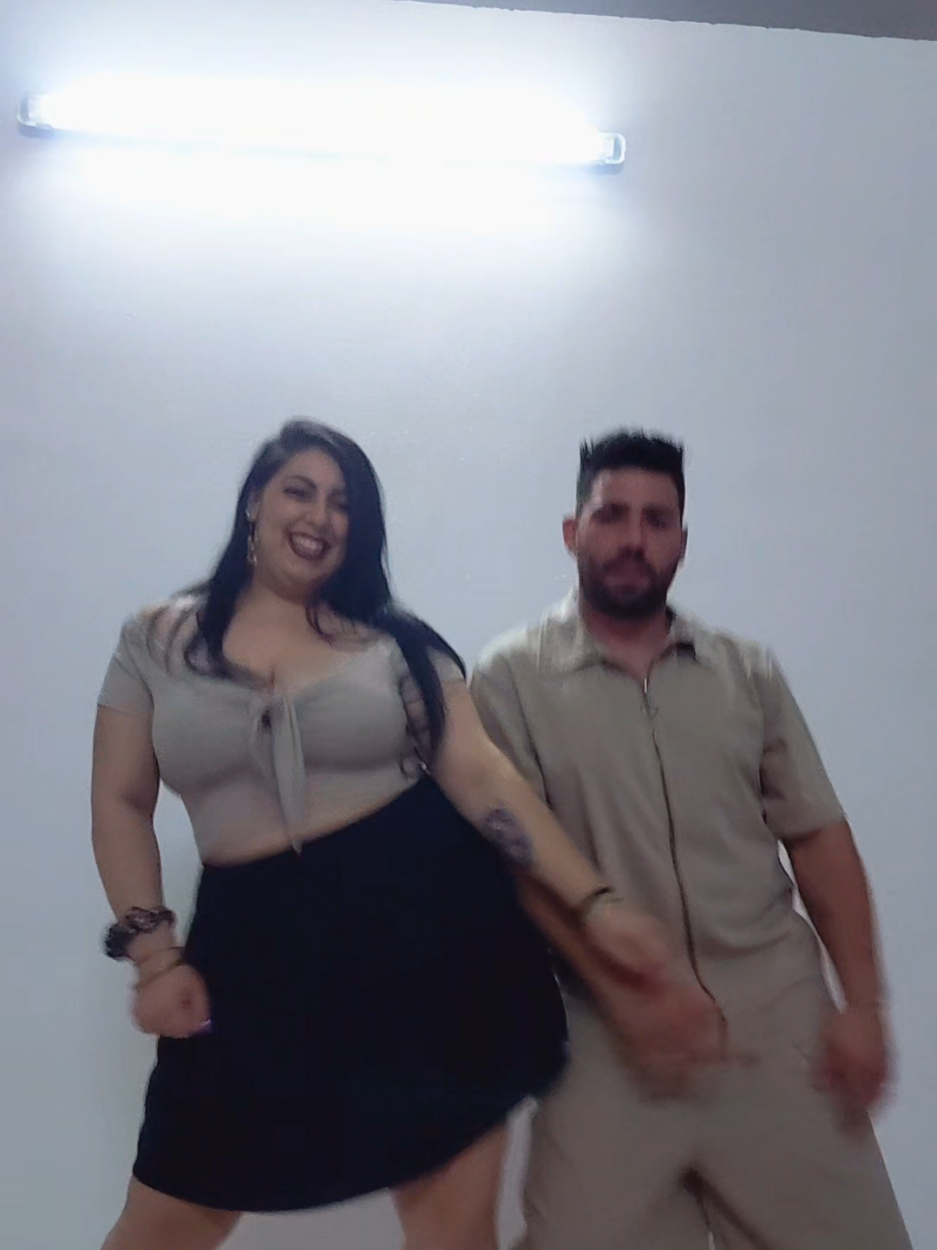@Debora🎀✨️