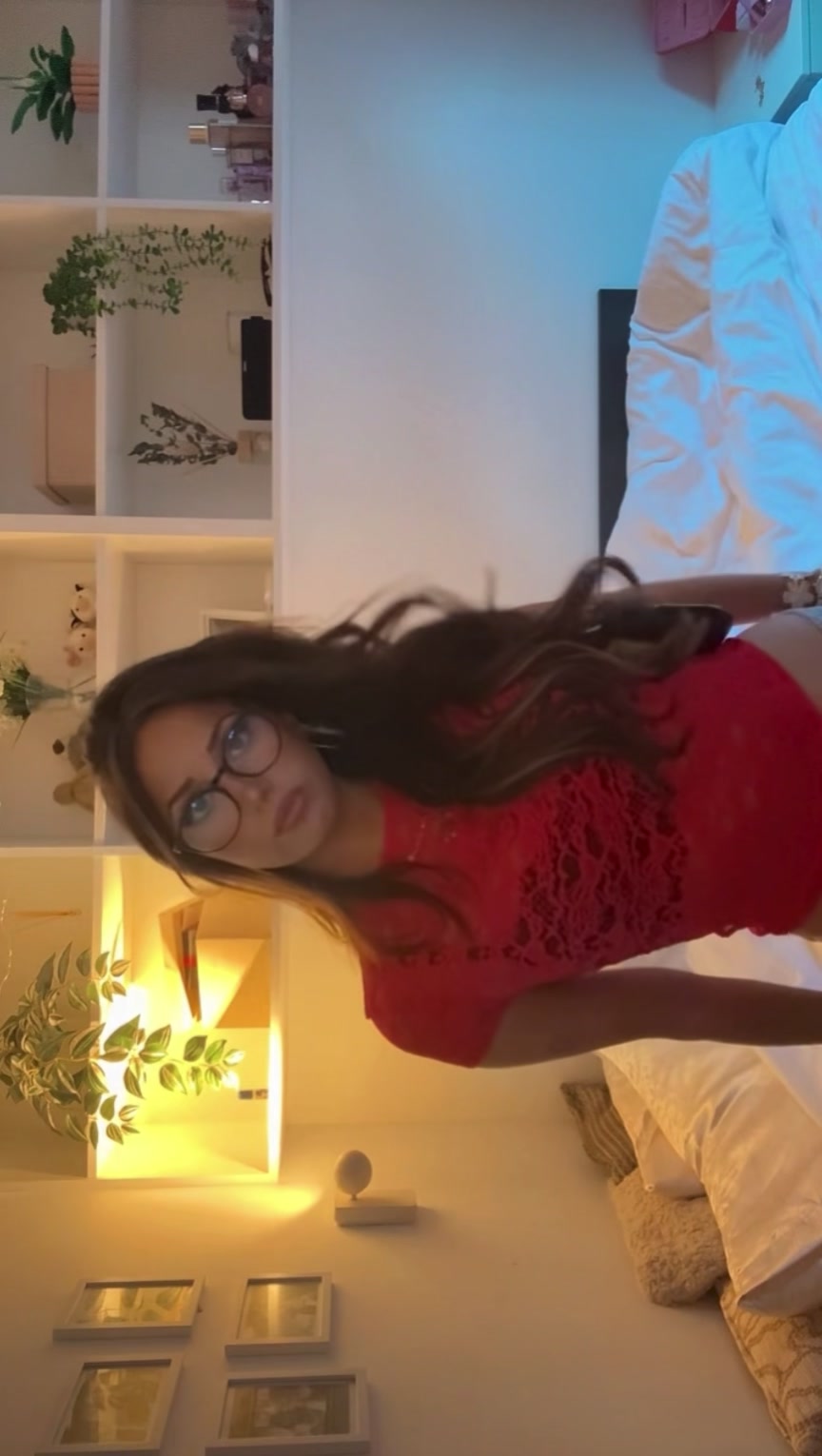 @Zoe