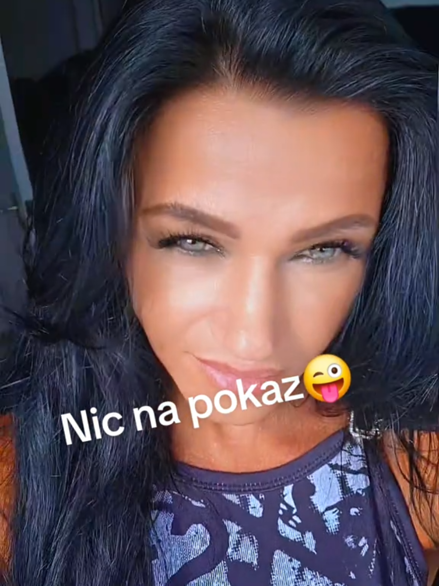 @Kobietka z dystansem (😂🤣😅)