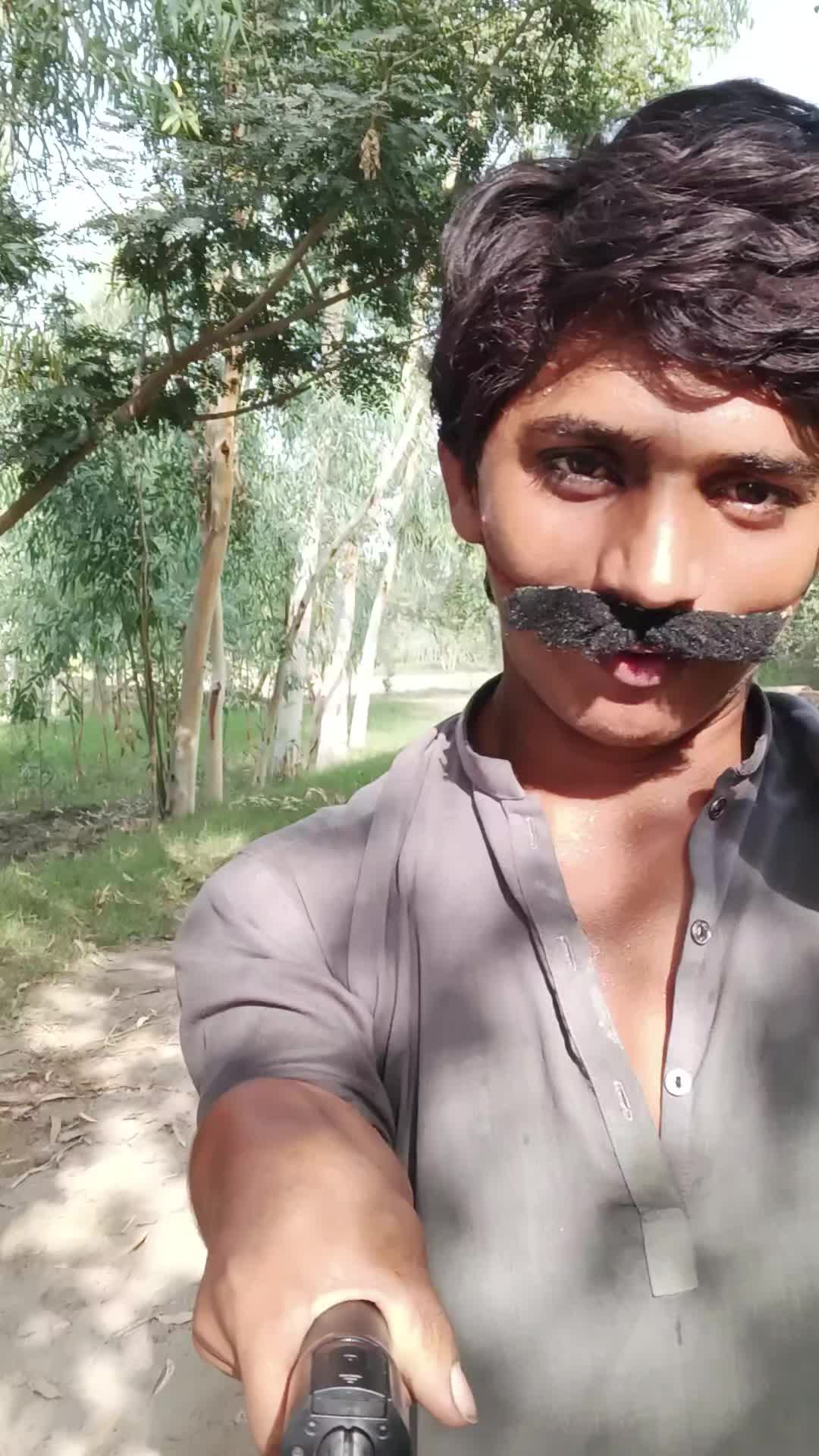 @گُڈو بادشاہ