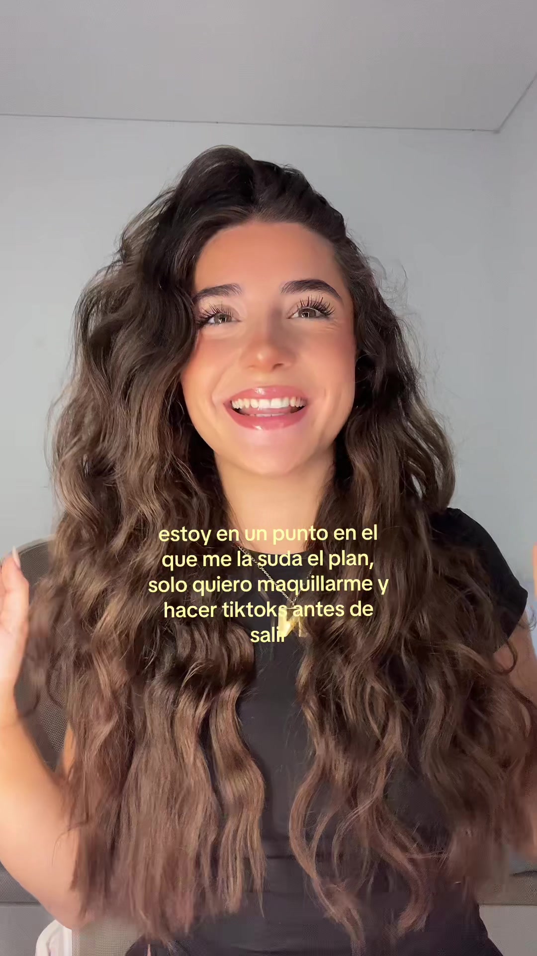 @NAIARA SALVADOR 🌸