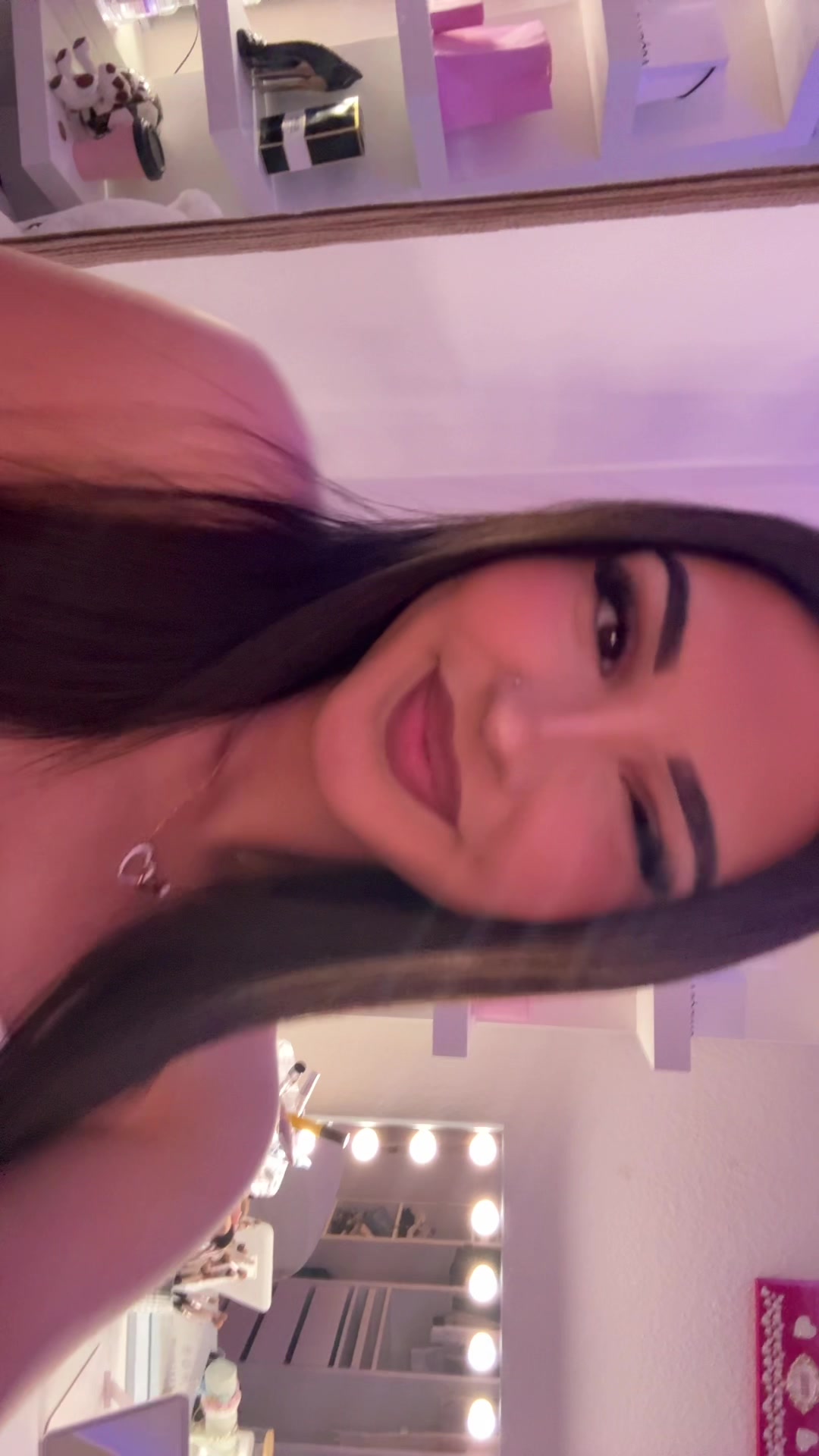 @Mayara