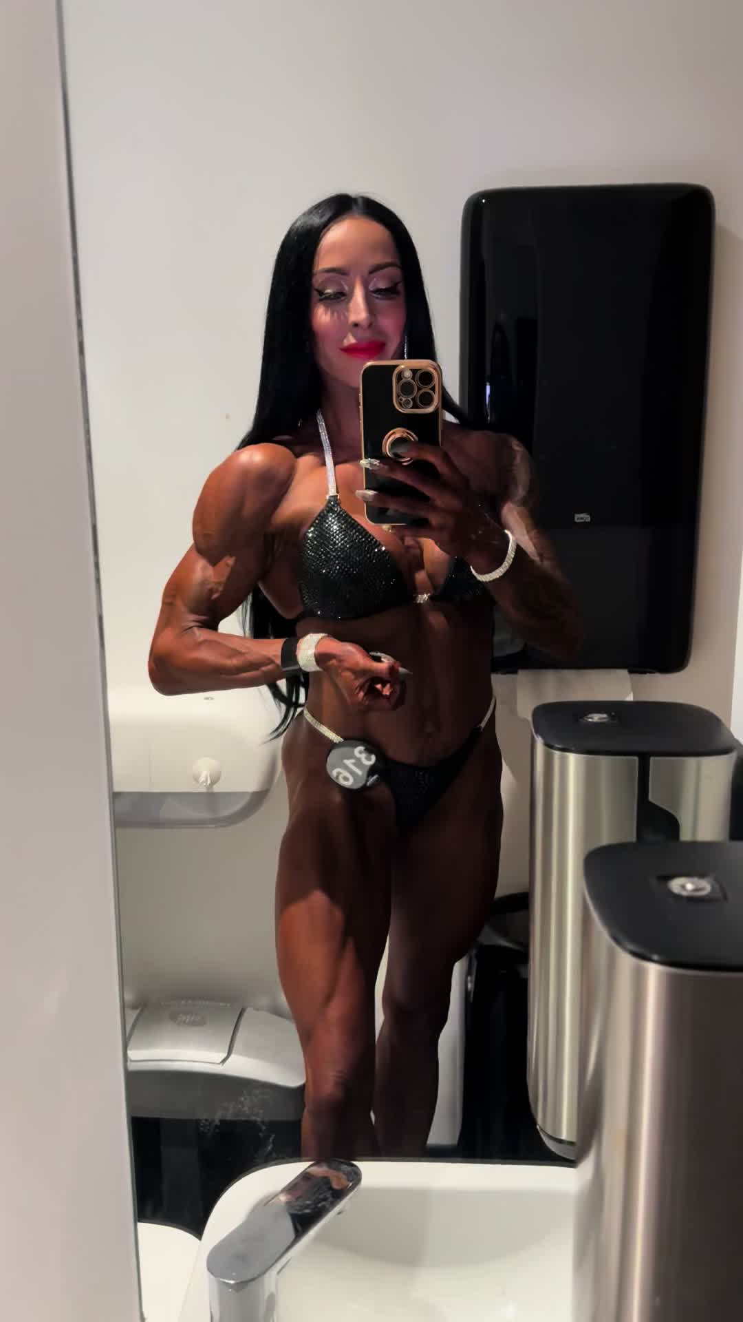 @musclemommy