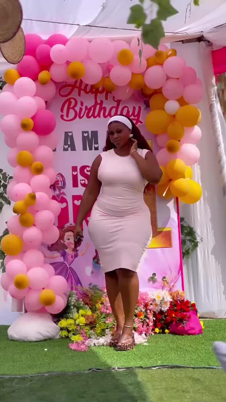 @Queen 👸 ❤️