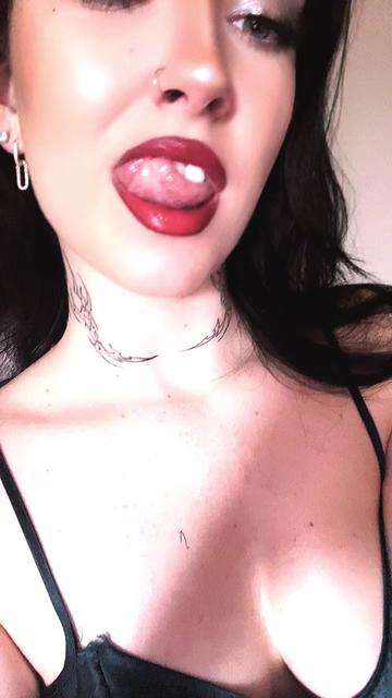 @SilverBanshee